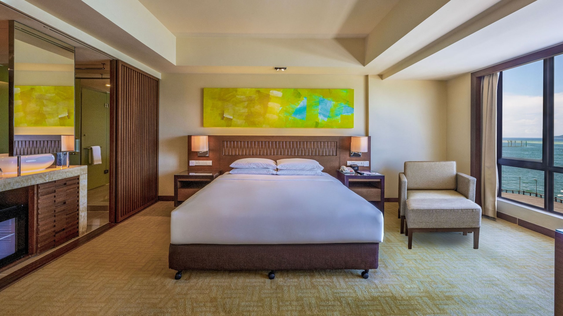 1 von 2 Hyatt Regency Kinabalu Sea View King Bed
