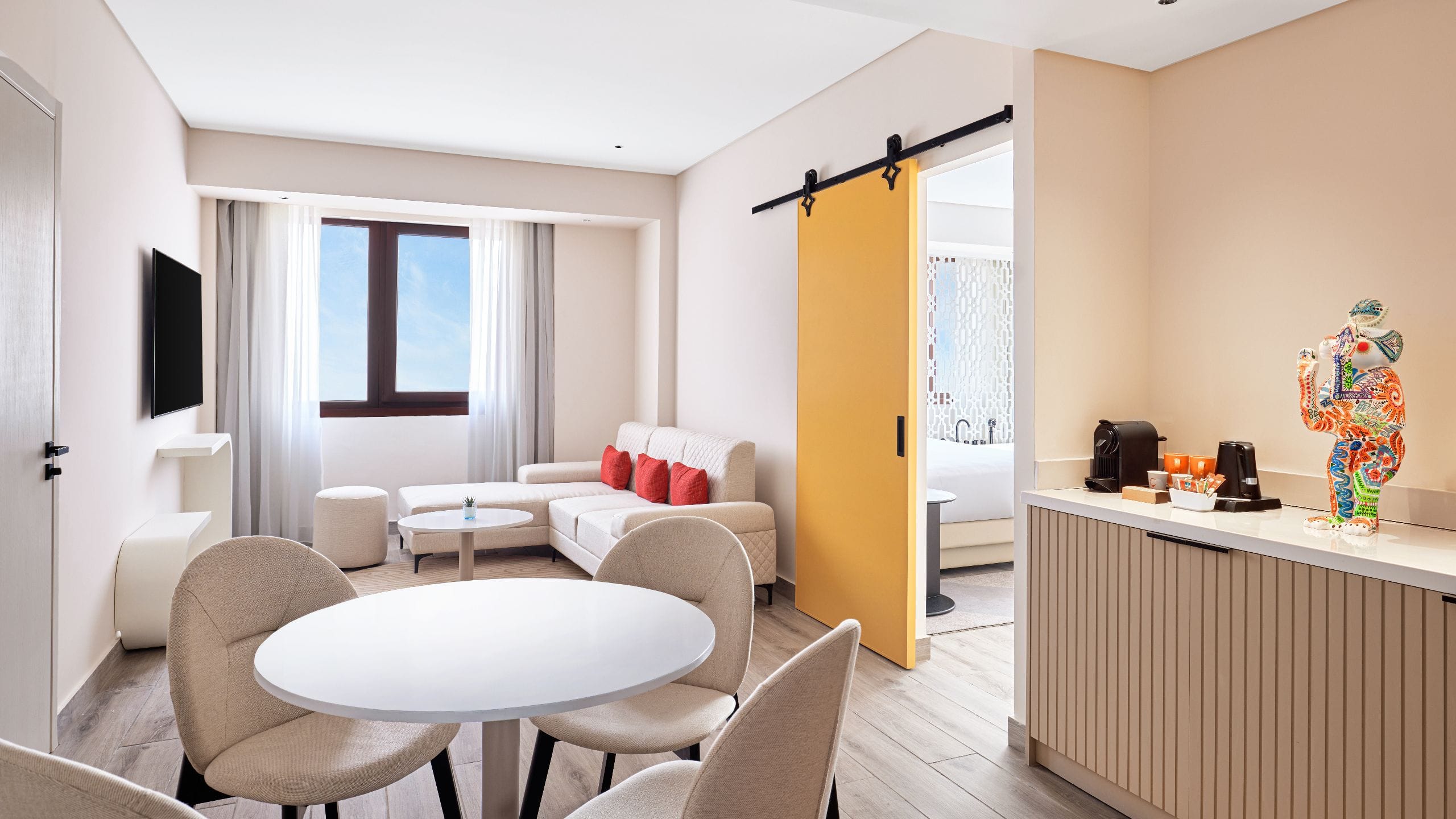 第 4，共 7 Hyatt Centric Cairo West One Bed Room Premium Suite Living Area