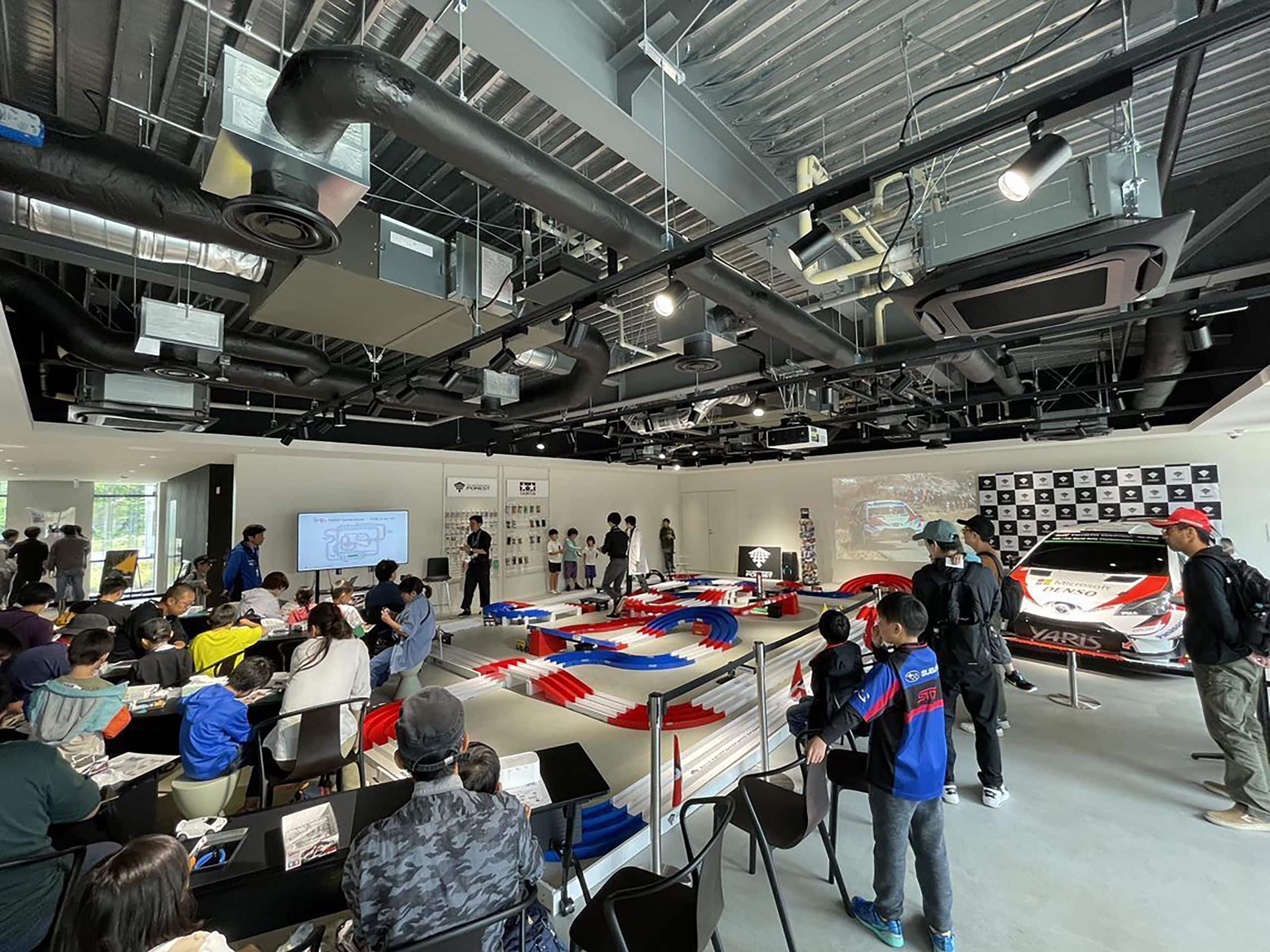 Fuji Speedway Hotel Mini 4wd Toy Car Activity Welcome Center