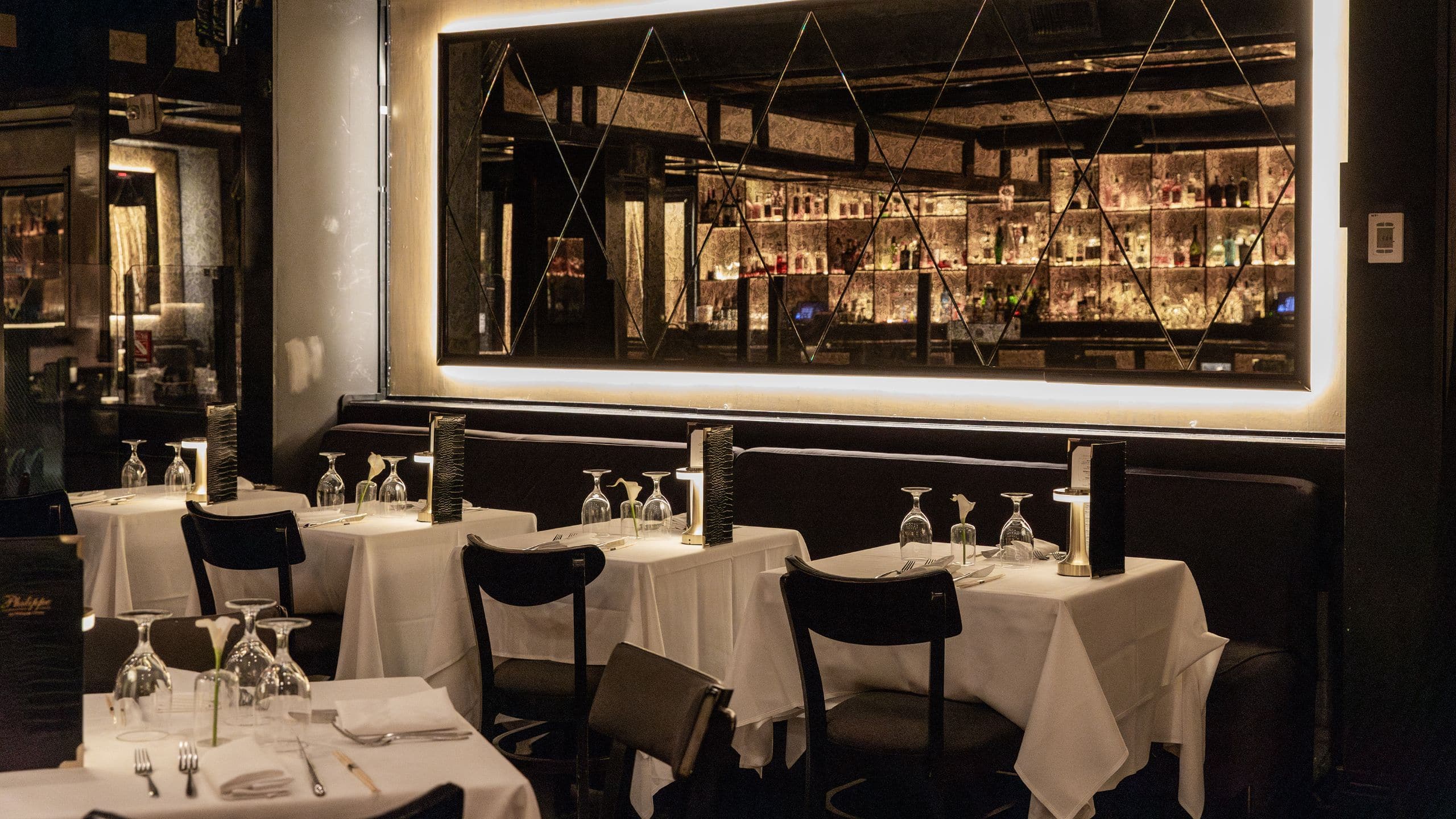 Dream Downtown Philippe Seating