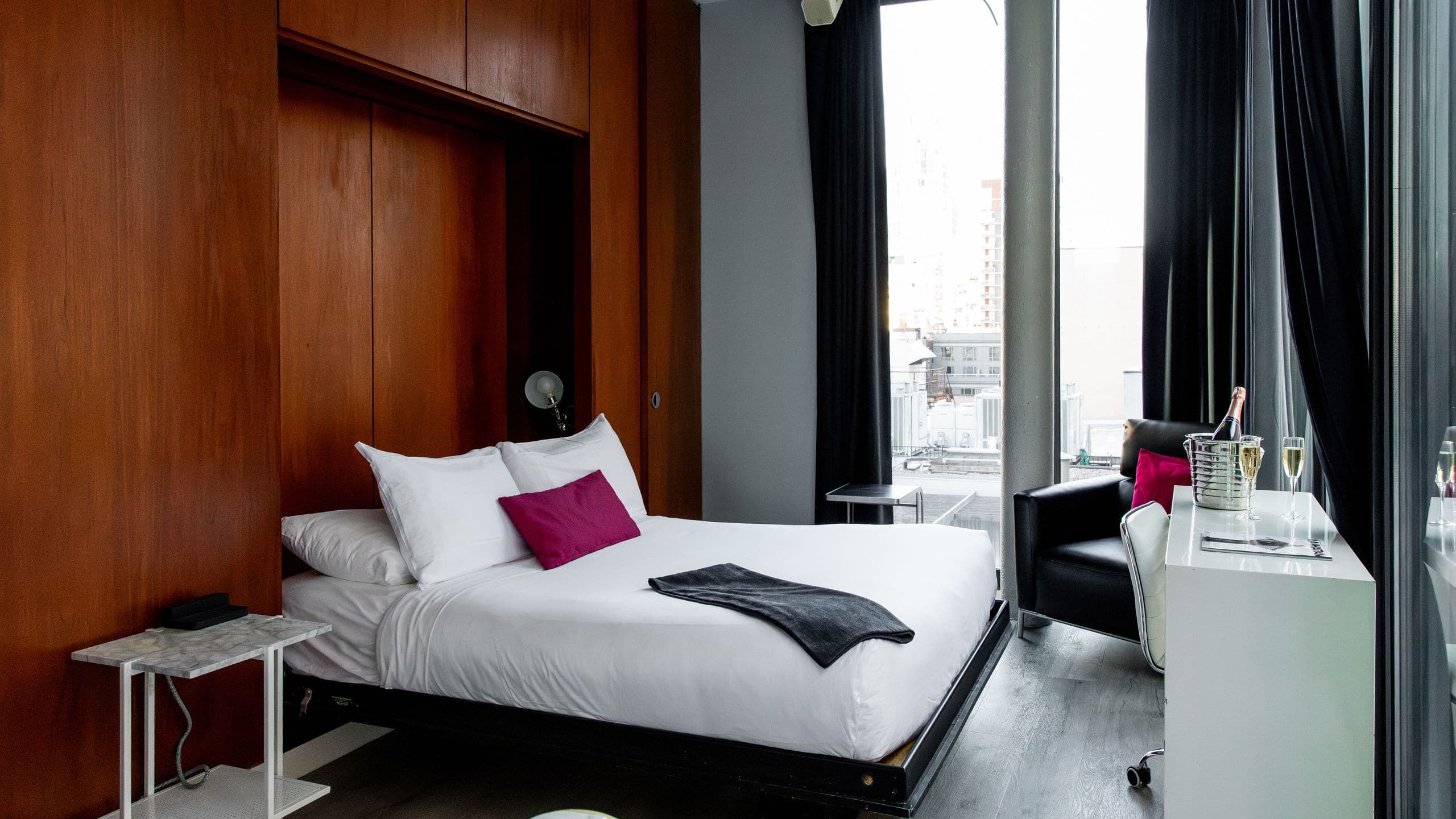 Dream Downtown South Tower Terrace Guest Room