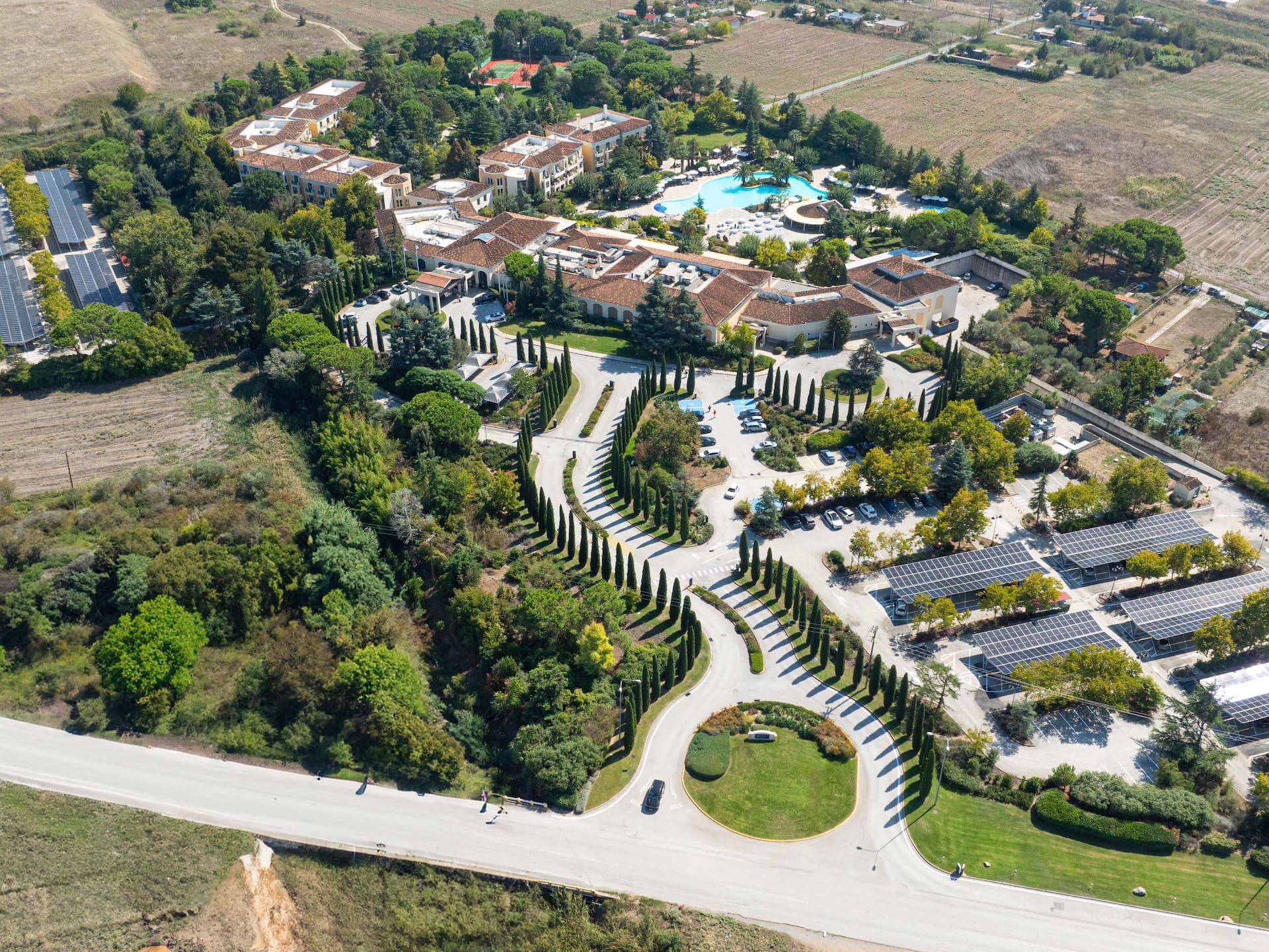 Hyatt Regency Thessaloniki Solar Parking