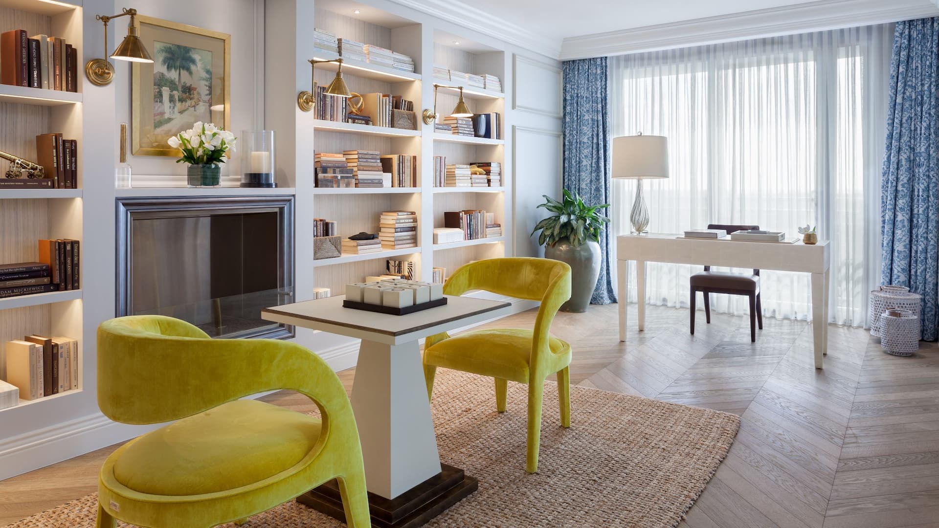 第 4，共 7 Grand Hyatt Baha Mar Chairmain Suite Library