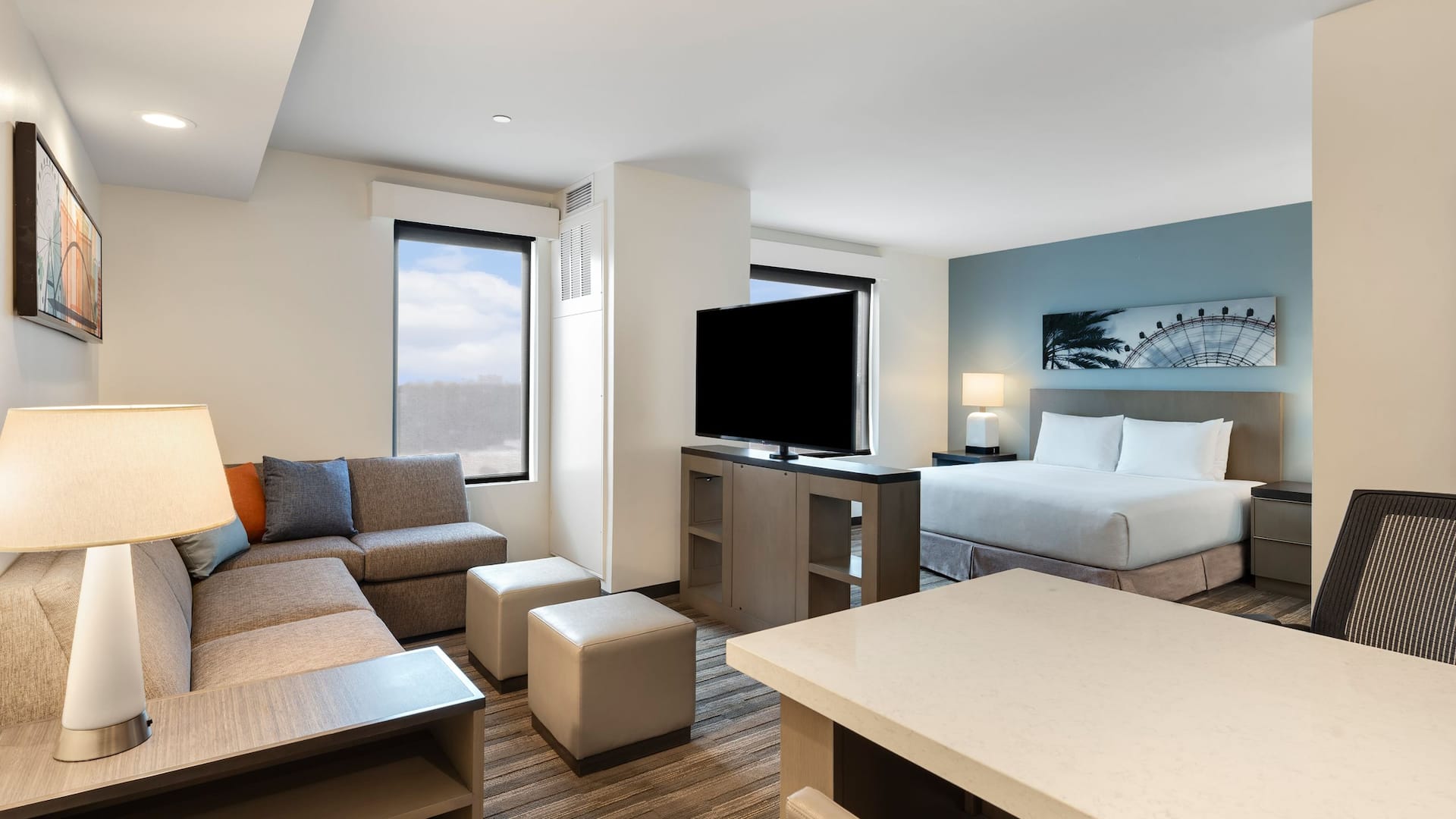 2 de 4 Hyatt House Orlando / International Drive Studio Suite King