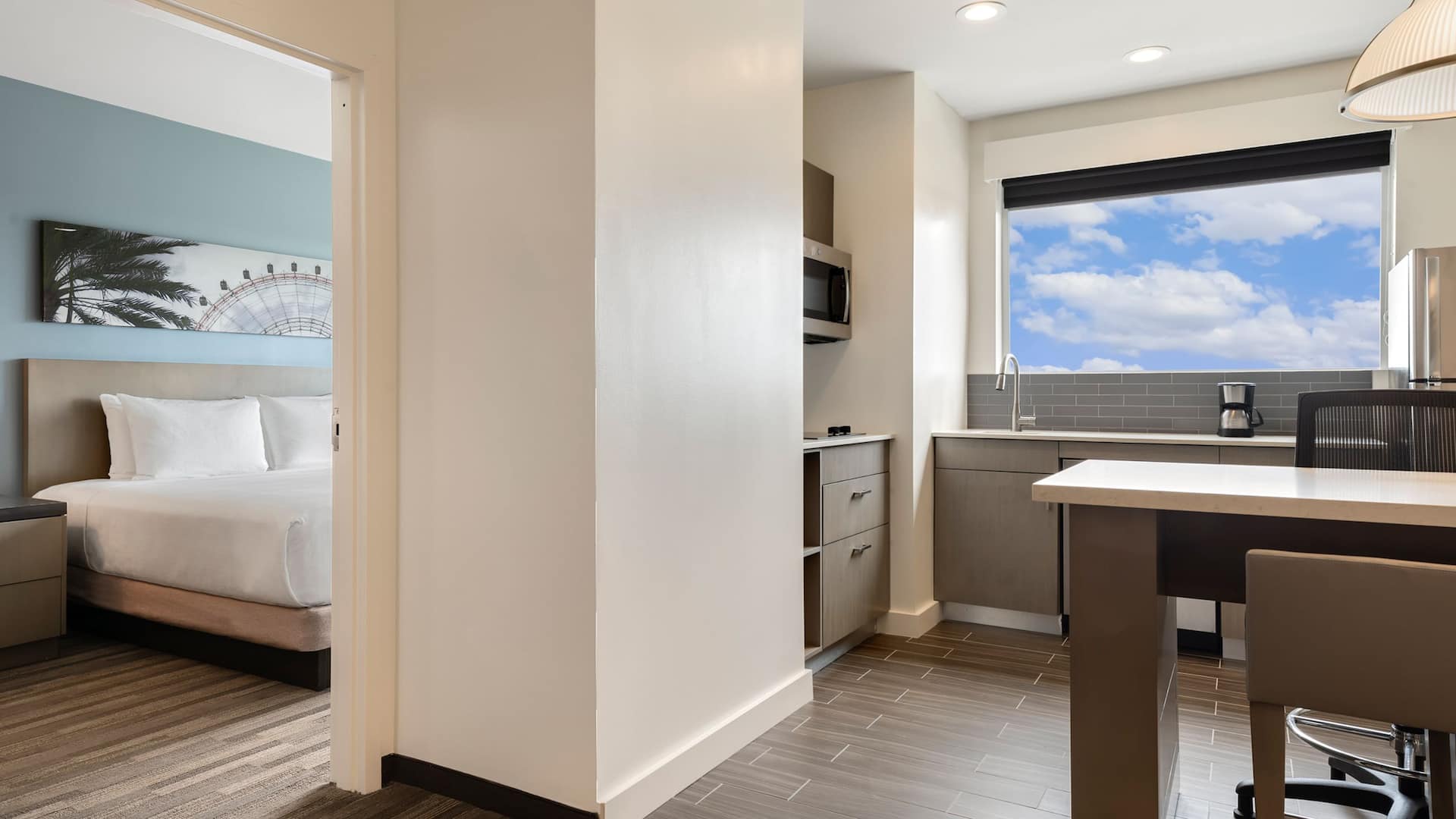 1 de 6 Hyatt House Orlando / International Drive King Kitchen