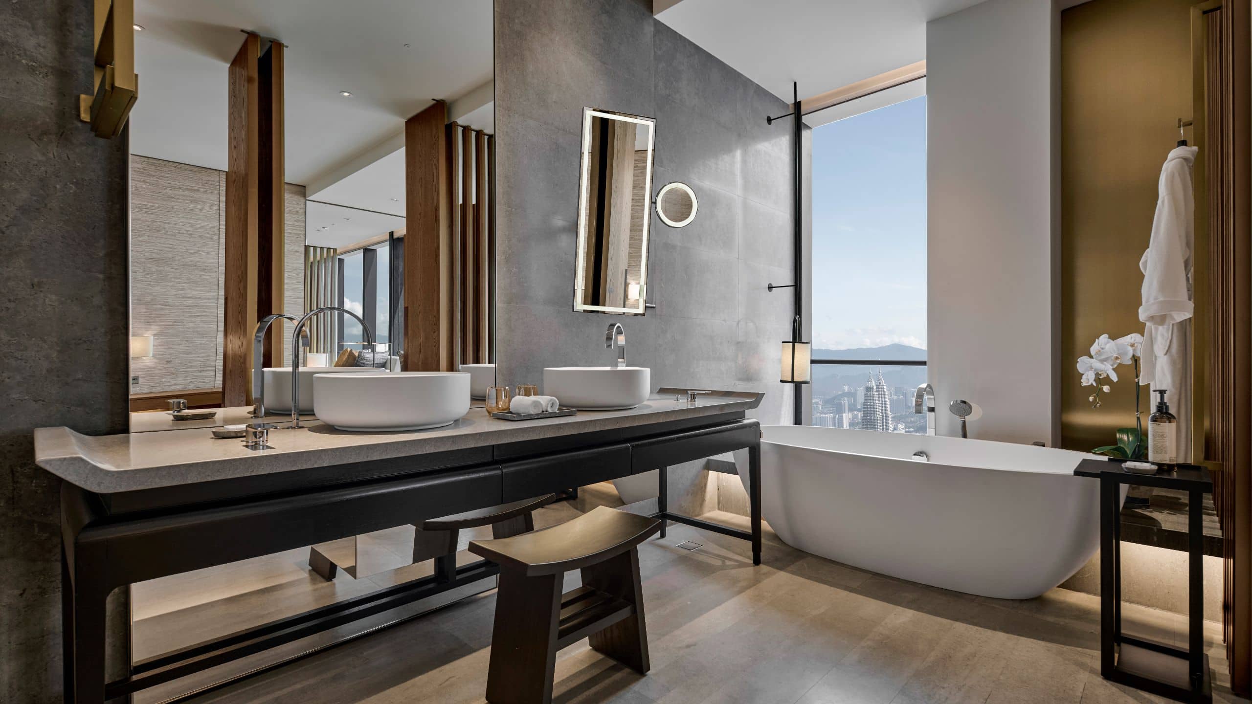 Park Hyatt Kuala Lumpur One King Tower View Bathroom