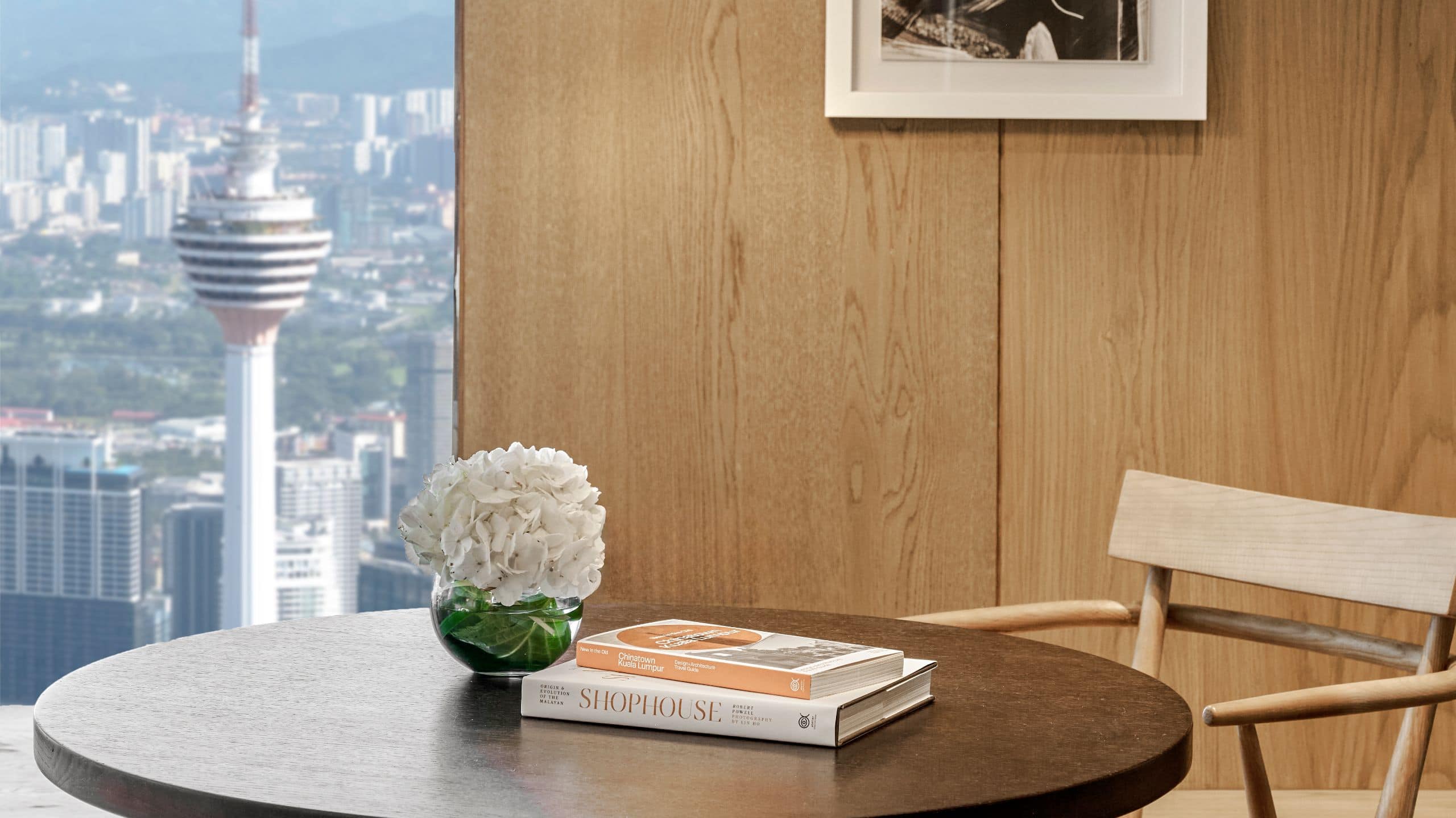 Park Hyatt Kuala Lumpur One King Deluxe Study Table