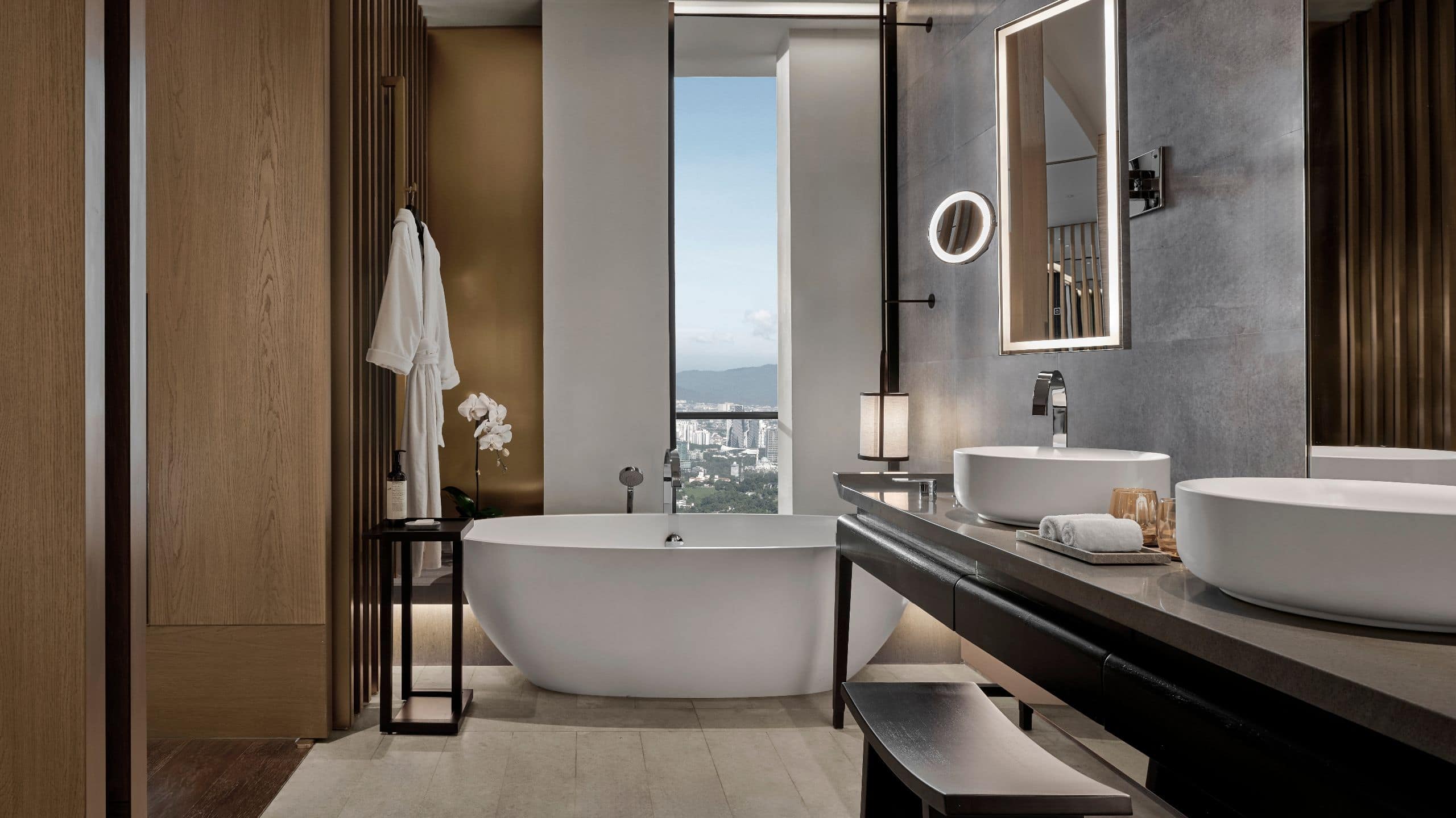 3/4 Park Hyatt Kuala Lumpur Two Twin Bathroom