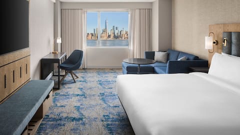 Jersey City Waterfront Hotel Near NYC | Hyatt Regency Jersey City