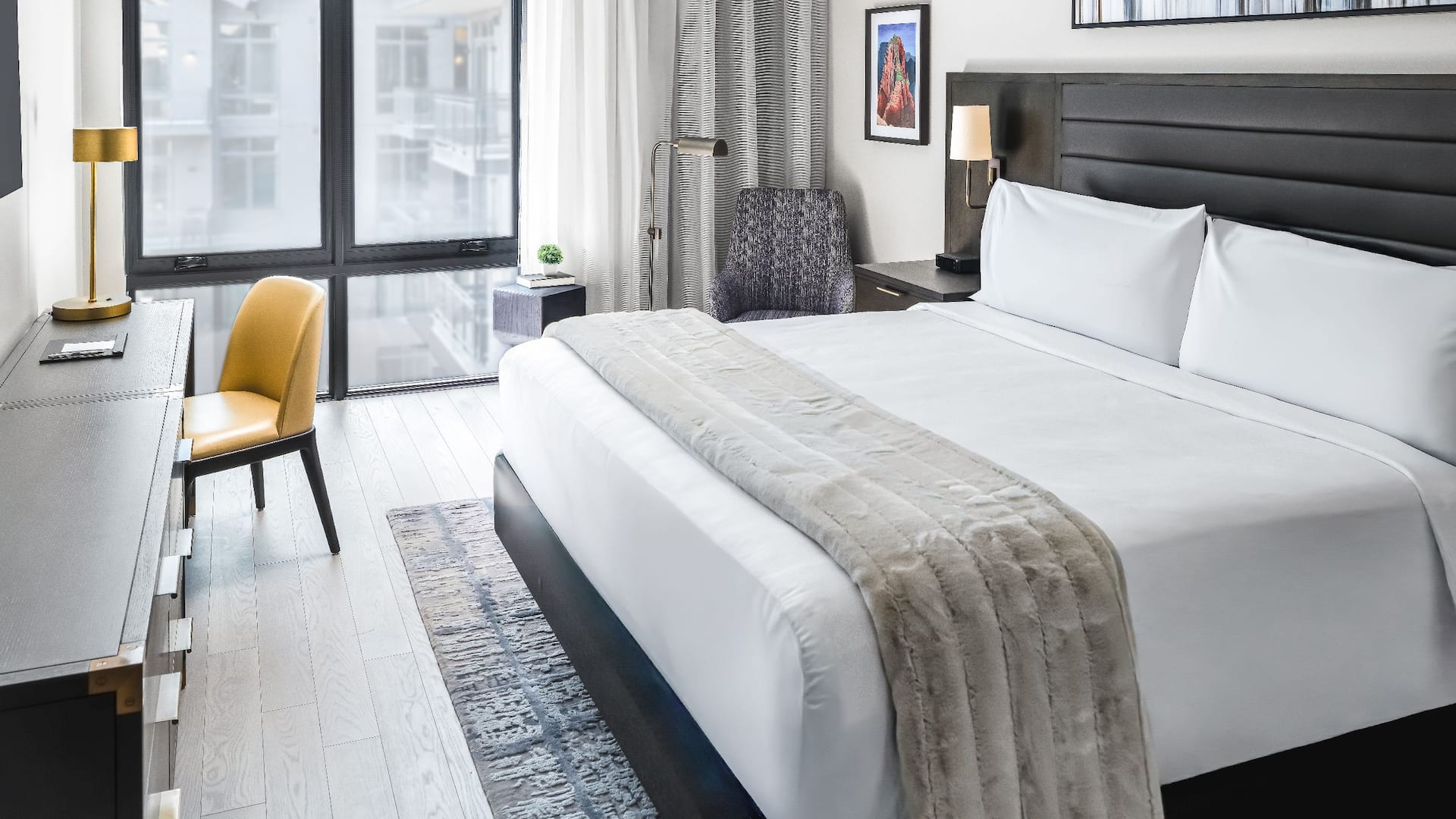 The Residences at Grand Hyatt Deer Valley Residence King Bedroom No Sheers