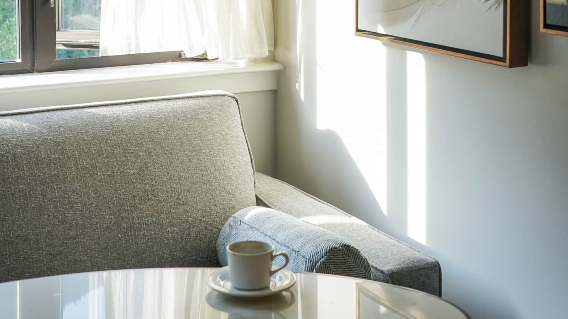 Grand Hyatt Vail Deluxe King Bedroom Window Curtains Coffee Table Couch