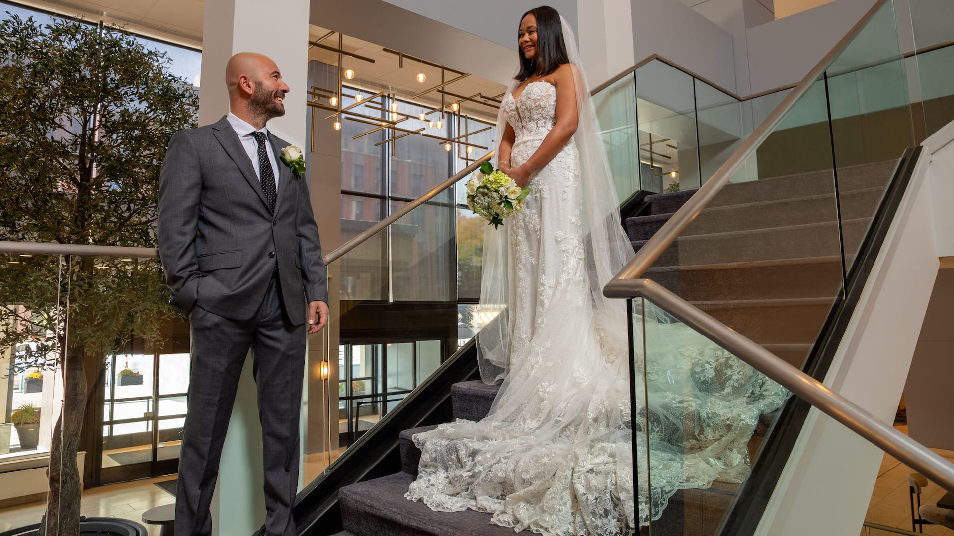 Hyatt Regency Morristown Bride And Groom Staircase