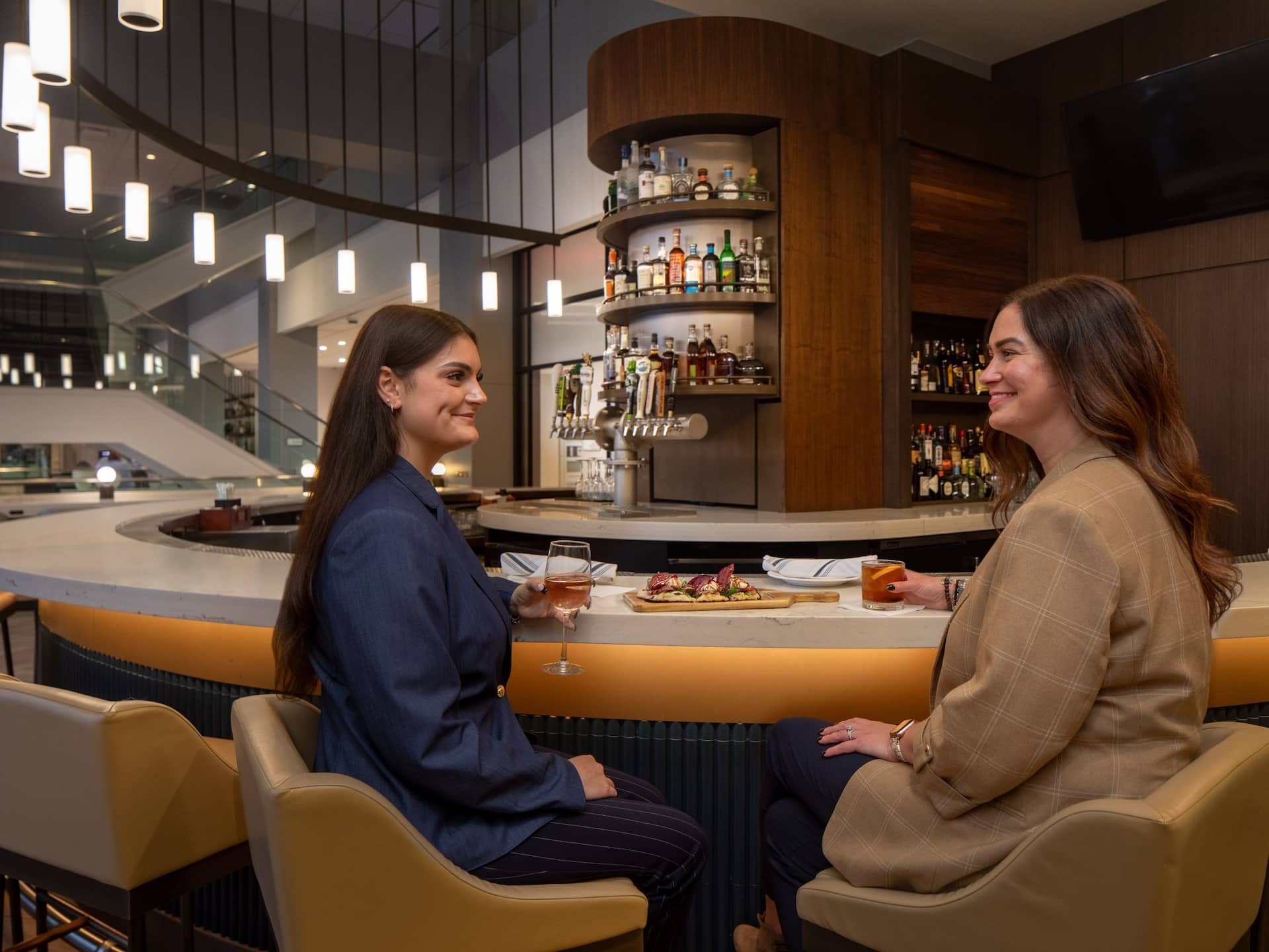 Hyatt Regency Morristown Women At Bar