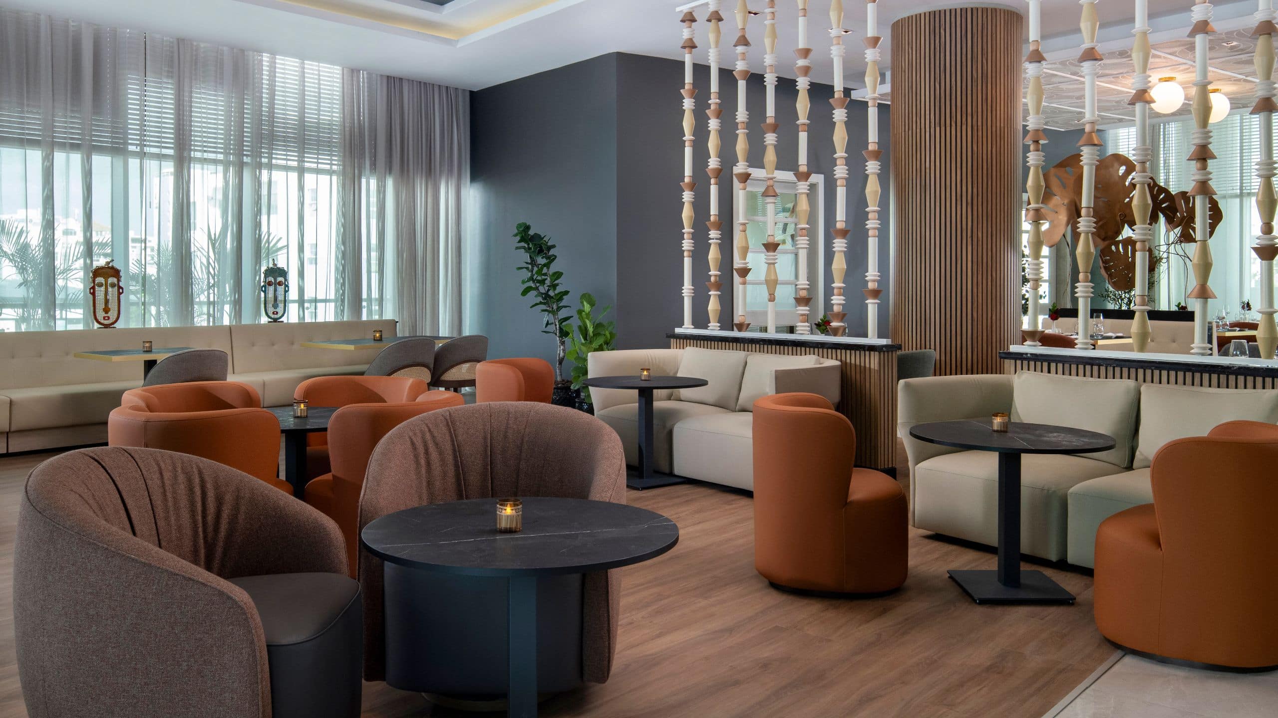 Hyatt Centric Santo Domingo Duho Lobby Bar Lounge Seating Window Backdrop