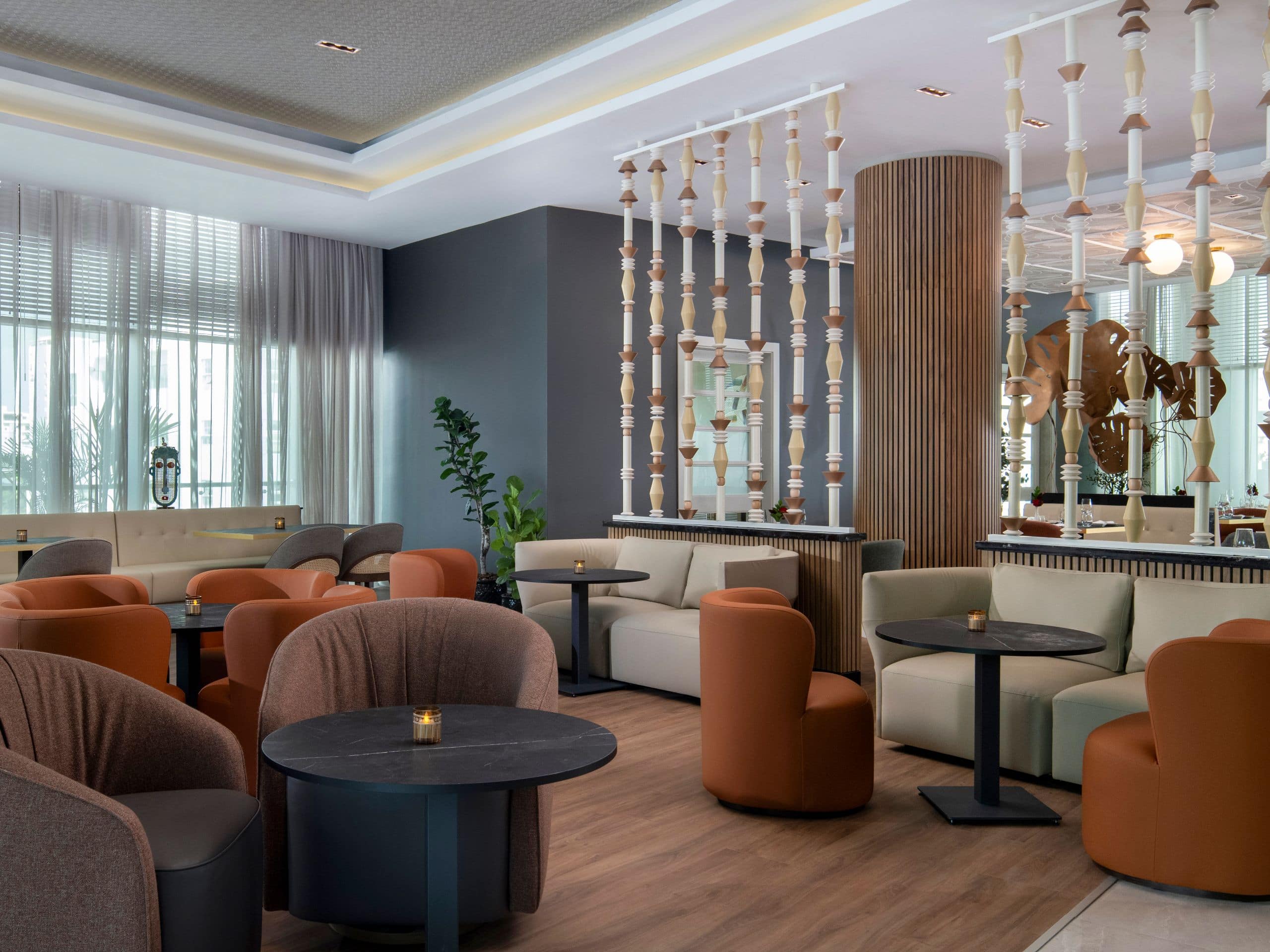 Hyatt Centric Santo Domingo Duho Lobby Bar Lounge Seating Window Backdrop