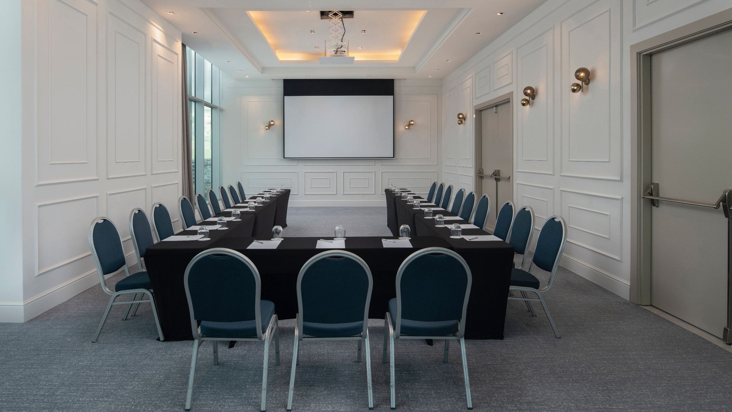 Hyatt Centric Santo Domingo Flora Meeting Room Ushape Setup