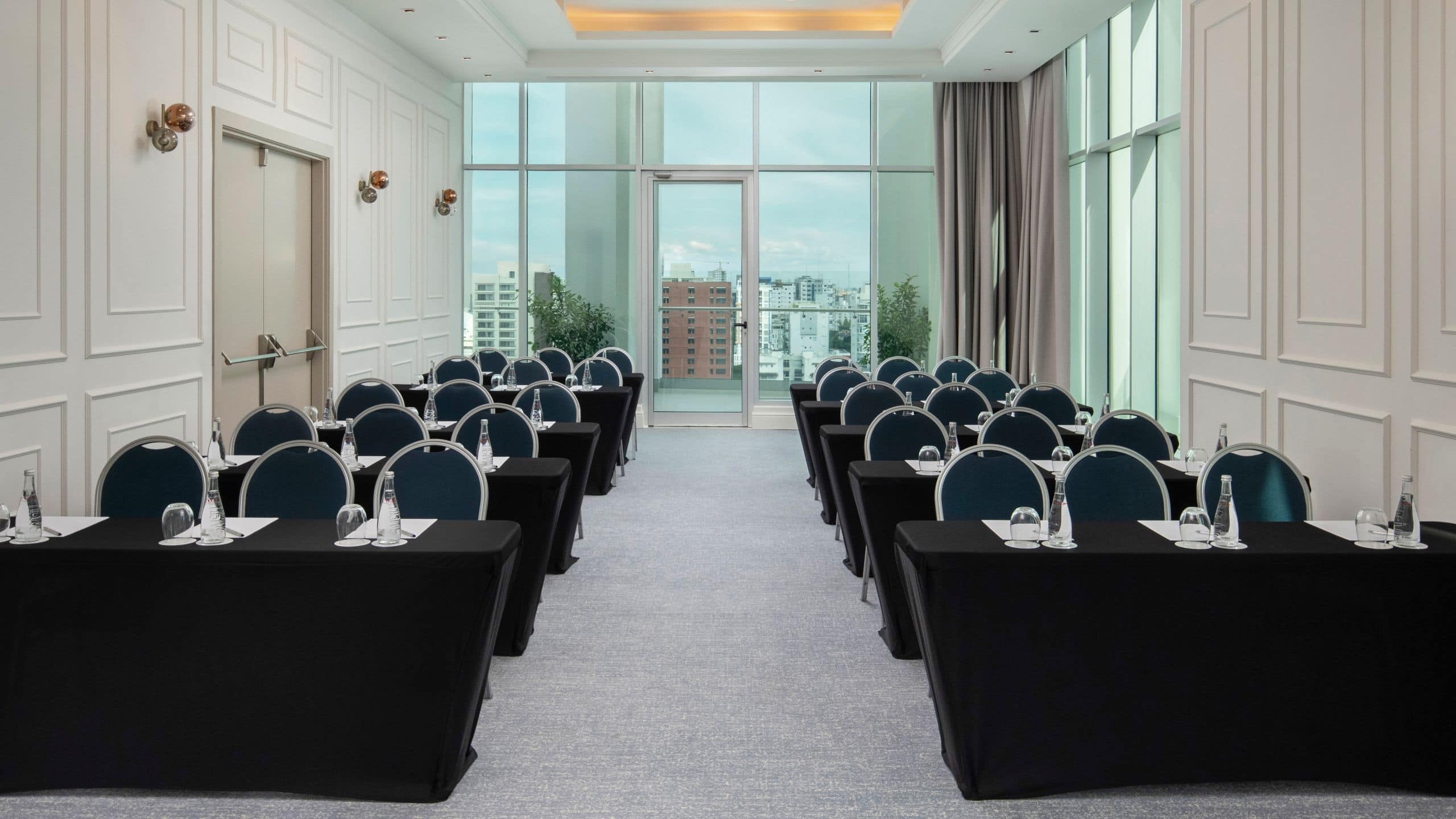 Hyatt Centric Santo Domingo Flora Meeting Room School Setup