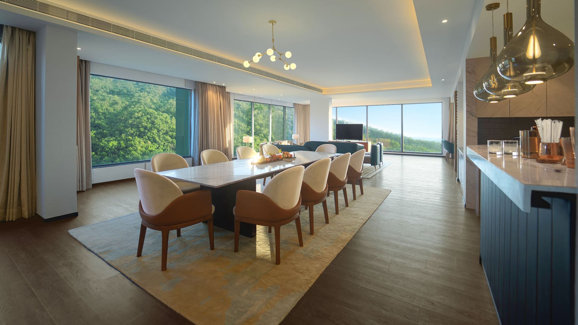 2 de 3 Hyatt Regency Dehradun Resort and Spa Presidential Living Room