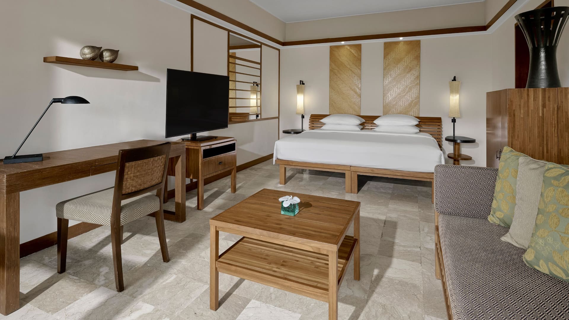 3 de 6 Grand Hyatt Bali Club King Ocean View Bedroom View