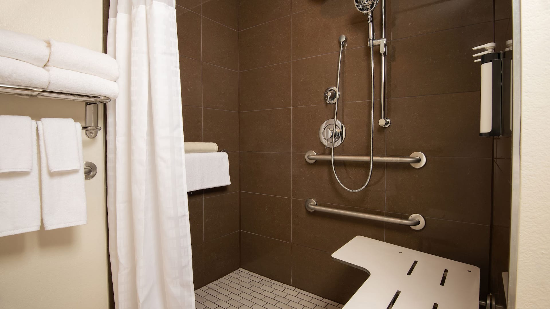 Hyatt House Denver Tech Center Ada Bathroom Roll In Shower