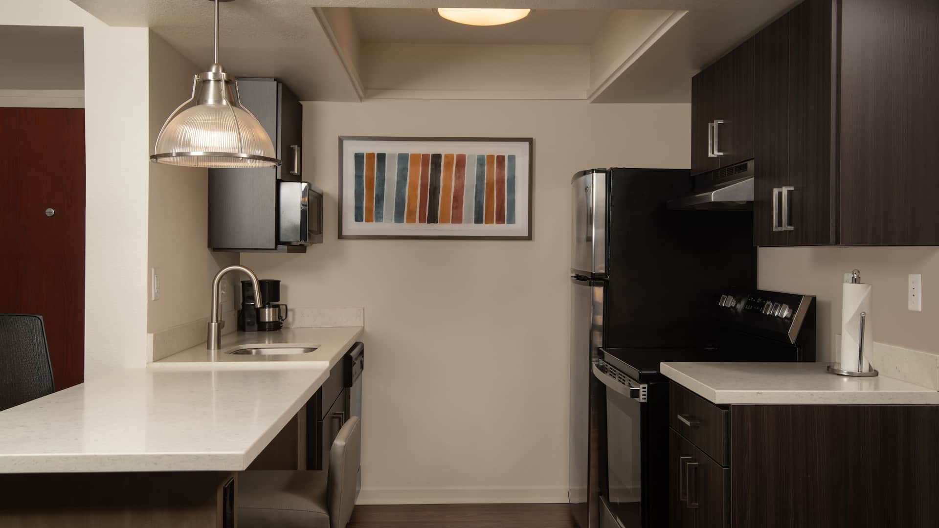 4 de 6 Hyatt House Denver Tech Center Kitchen Suite