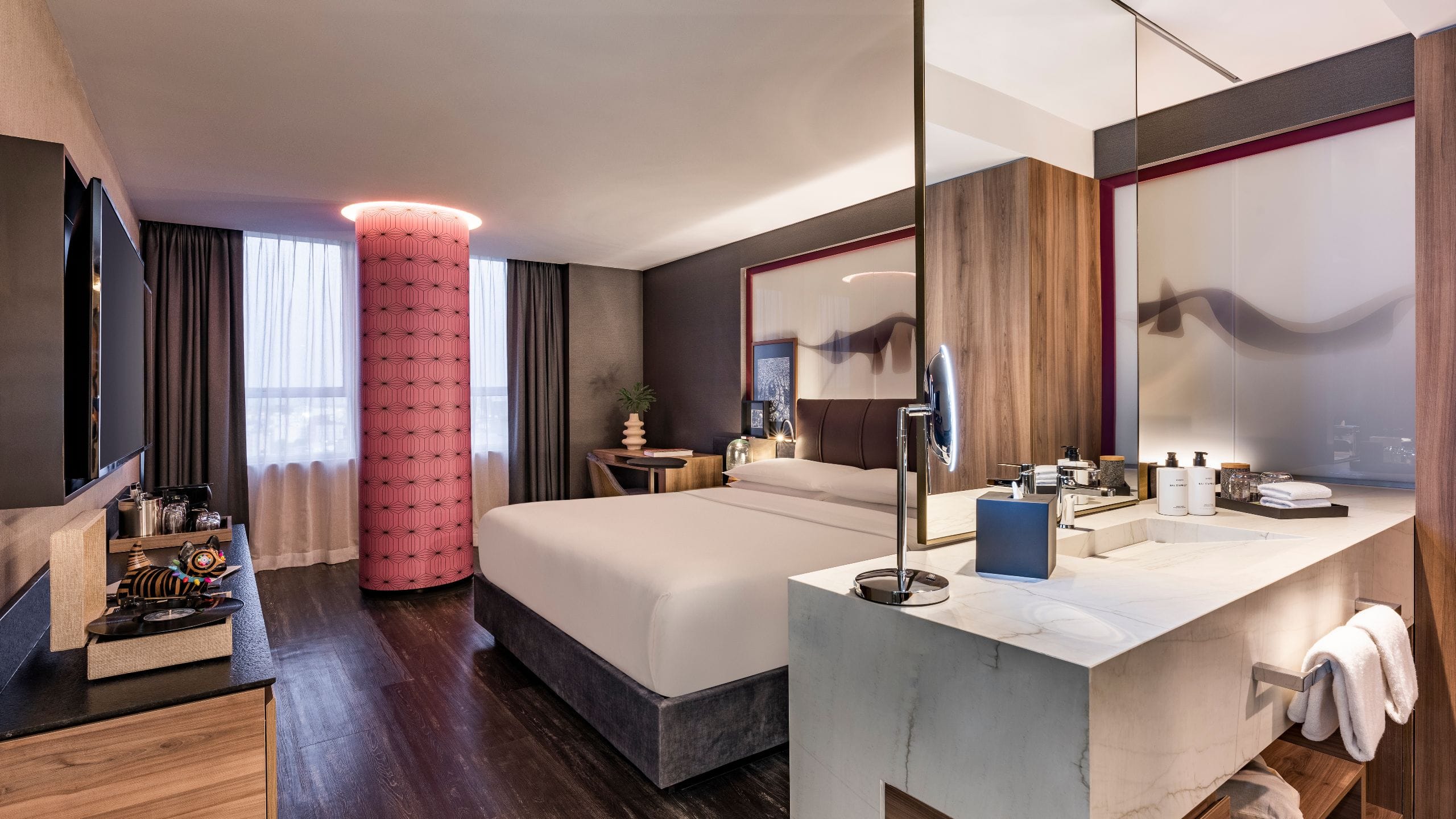 Andaz Mexico City Condesa Mexaz King Room Column Bed Sink Vitrola Mirror