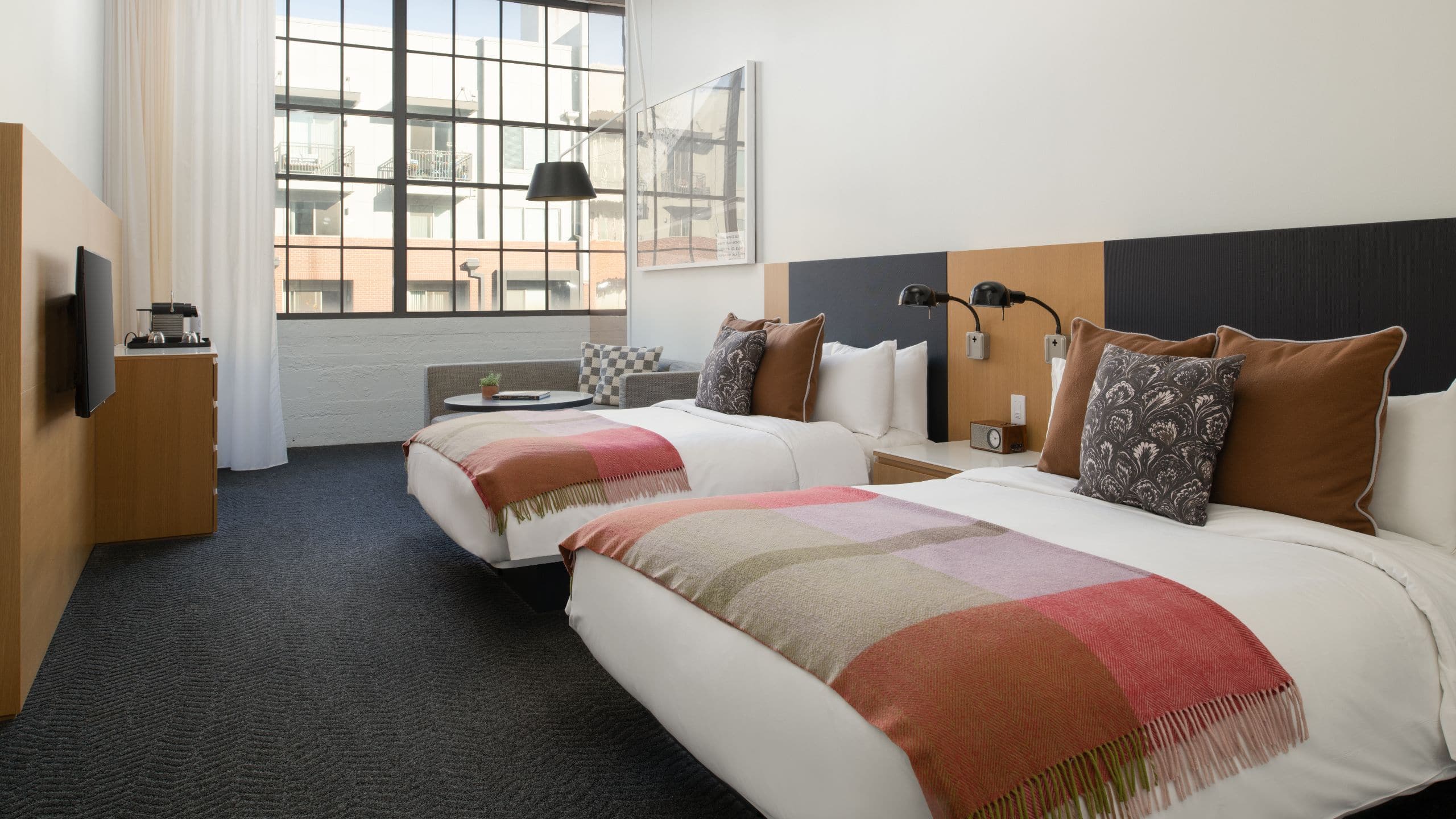 1/5 Fordson Hotel Two Queen Bed Room