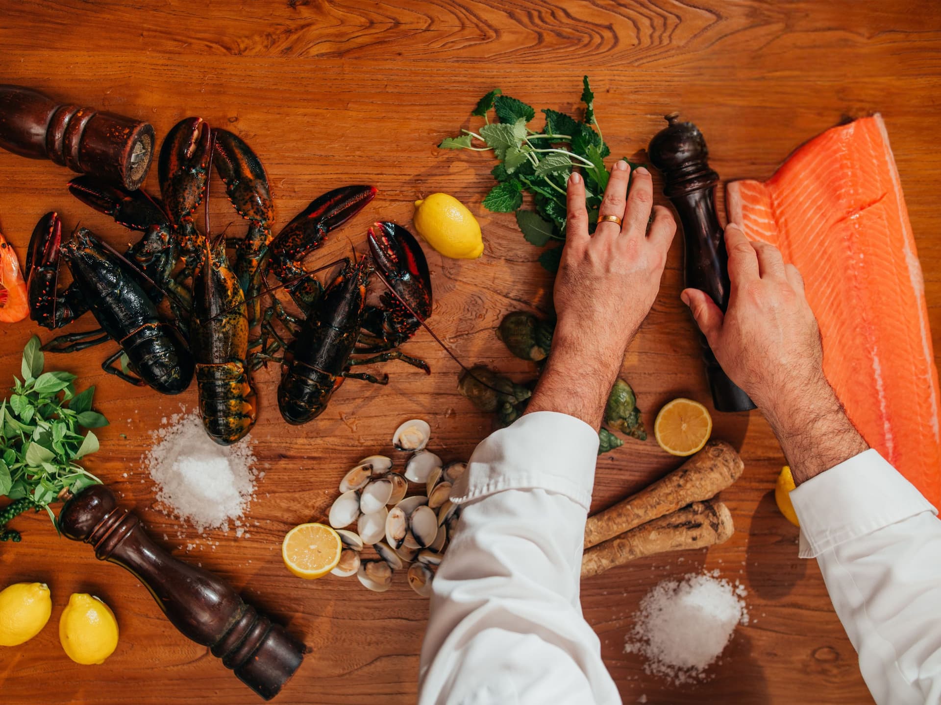 Hyatt Regency Hong Kong, Tsim Sha Tsui Sustainable Seafood Top Shot