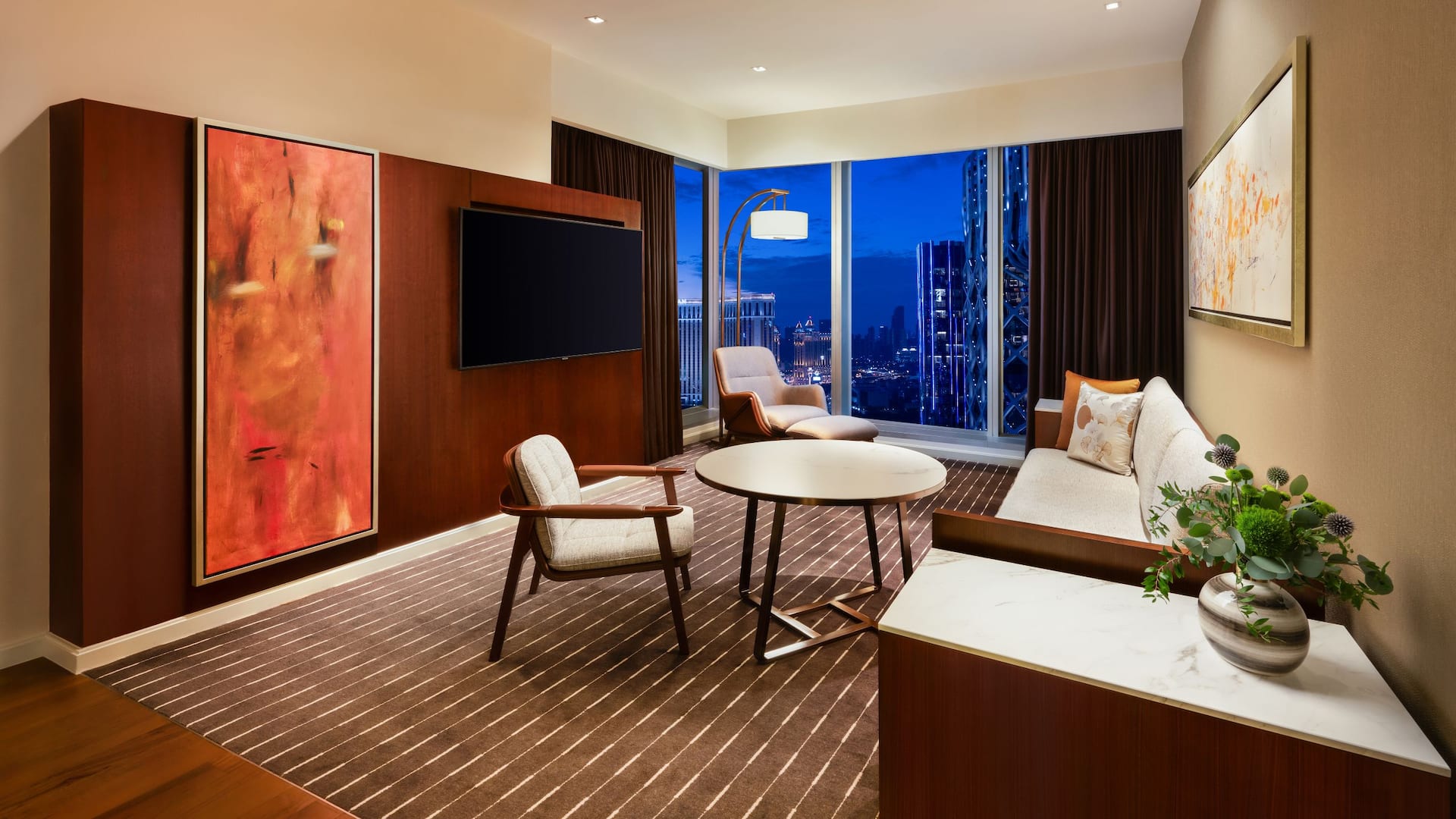 第 2，共 2 Grand Hyatt Macau Grand Executive Suite Living Room City View
