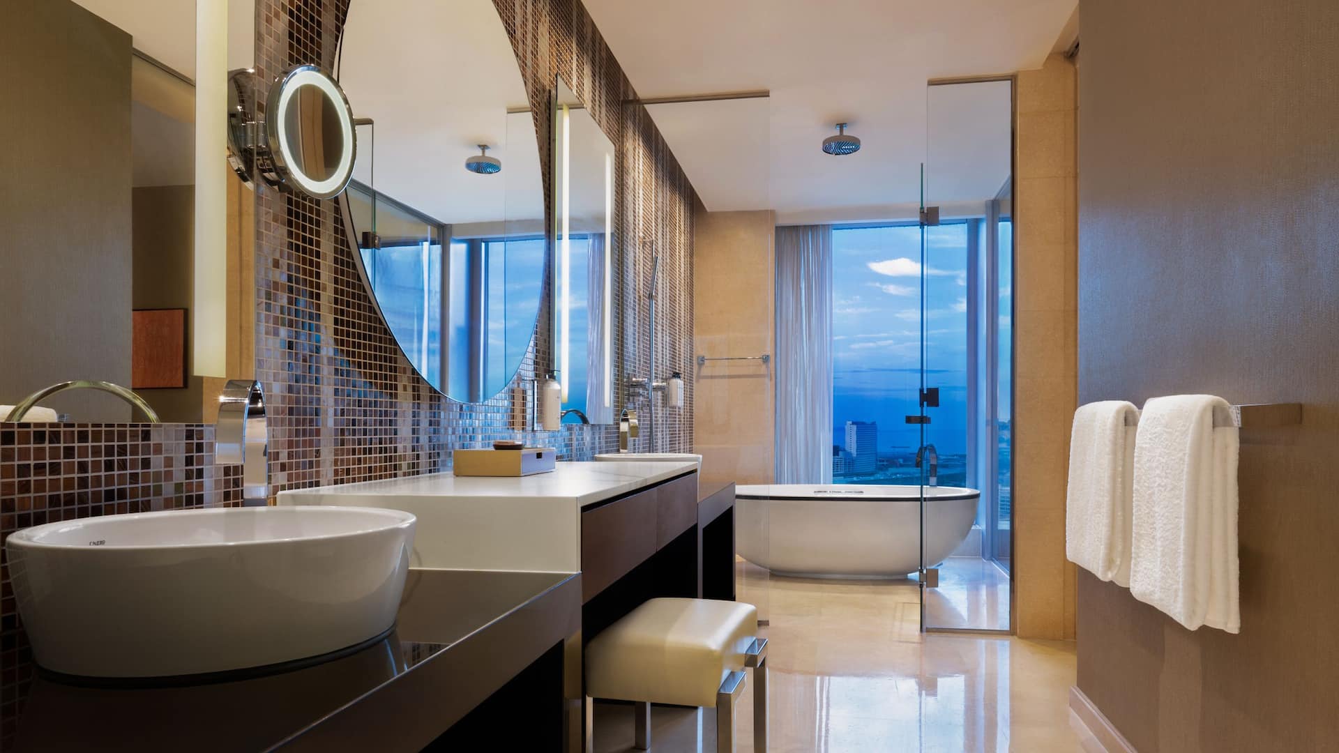 第 2，共 2 Grand Hyatt Macau Two Twin Beds Deluxe Room Bathroom