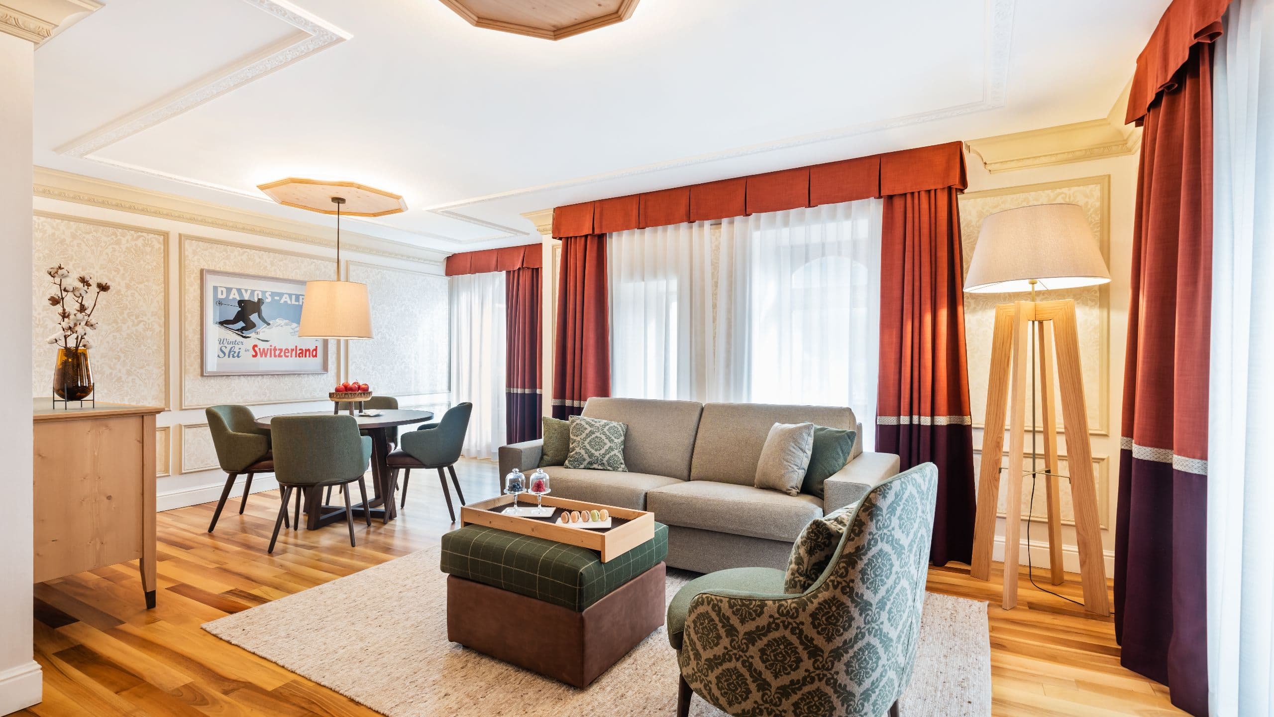 6 de 7 Hotel Flüela Davos Grand Deluxe Suite Living Room