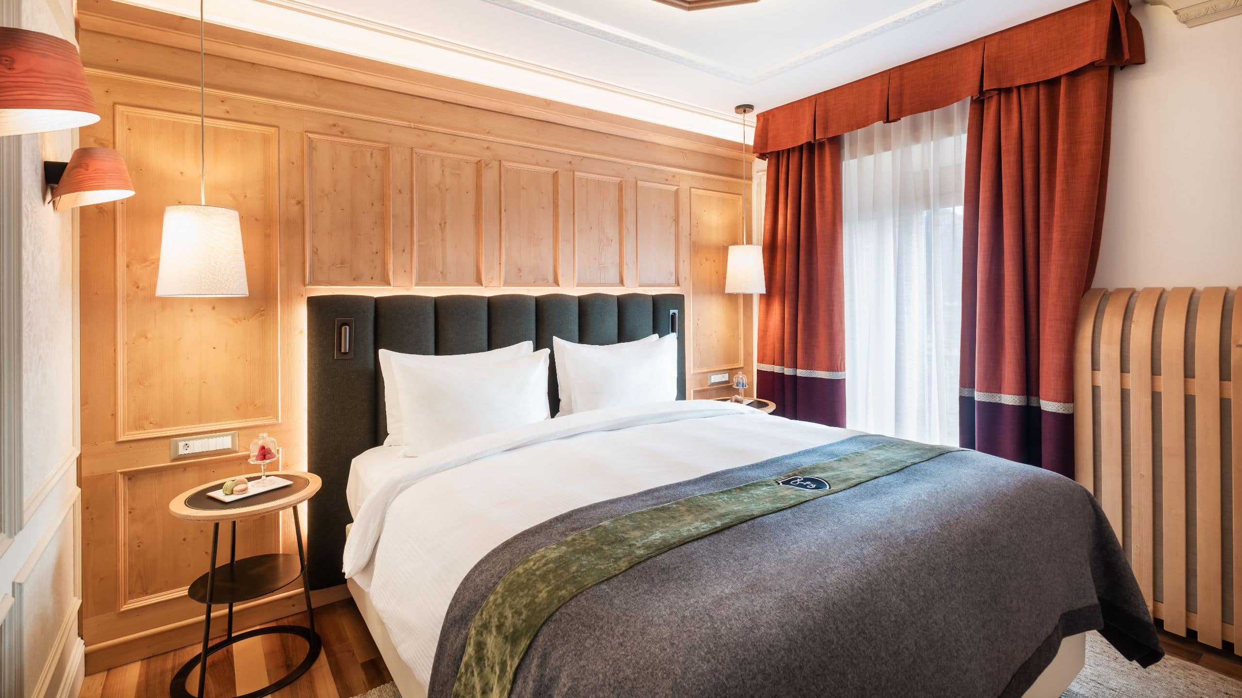 6 de 6 Hotel Flüela Davos King Bed Bedroom