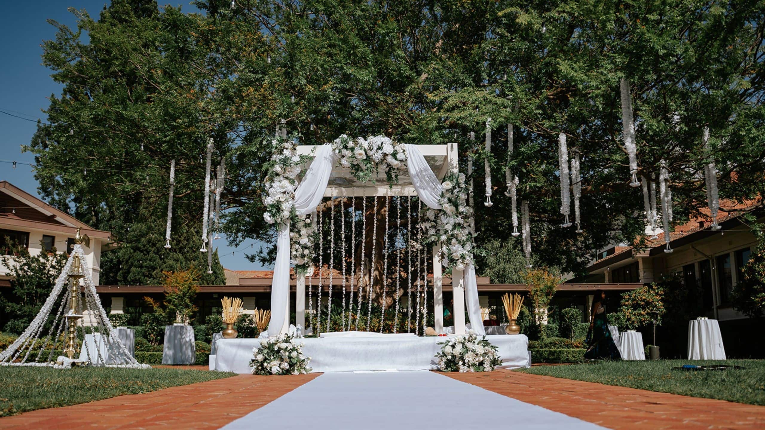 Hyatt Hotel Canberra - A Park Hyatt Hotel Wedding Set Up Courtyard Aisle