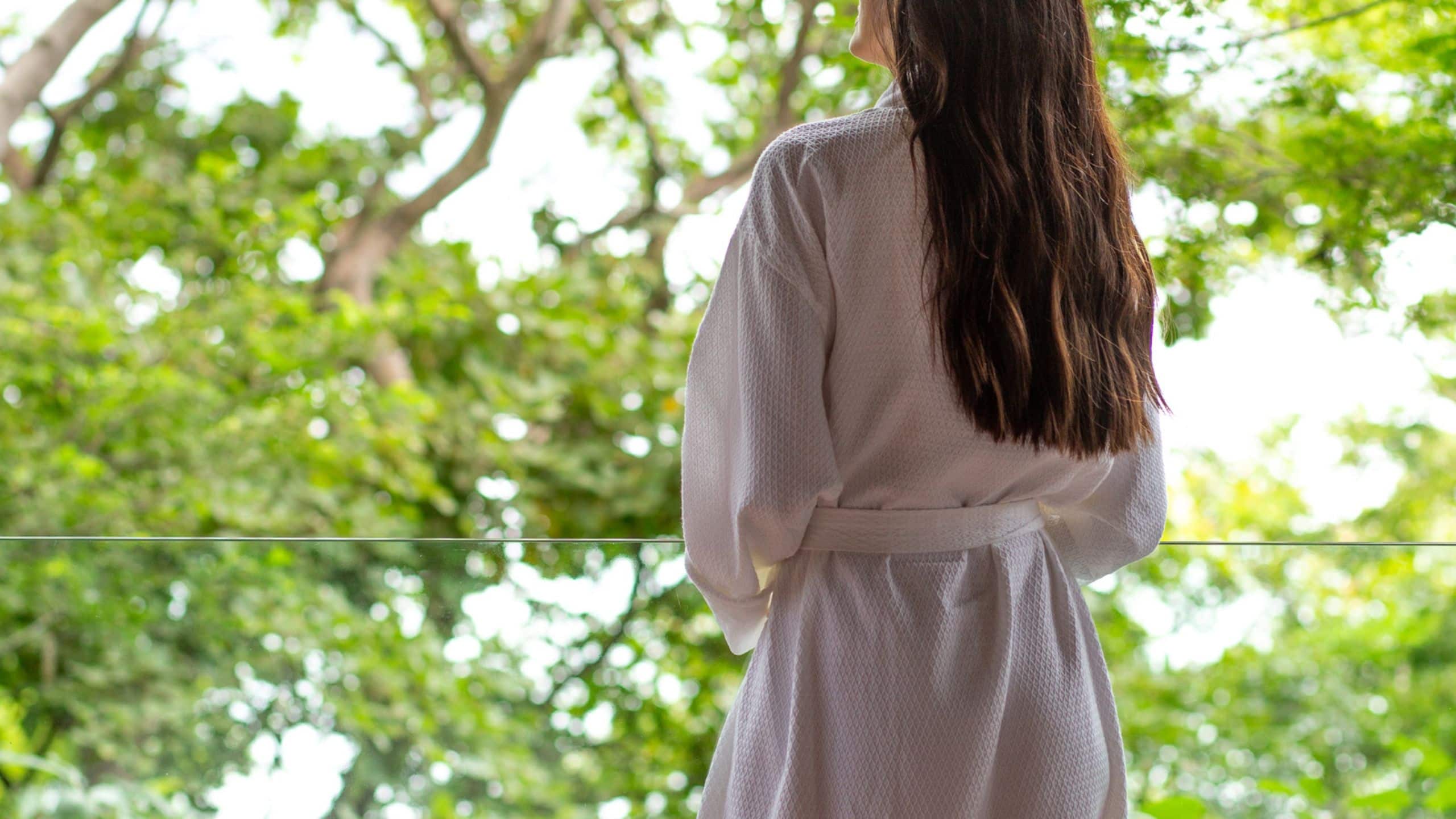 Andaz Peninsula Papagayo Resort, Costa Rica Outdoor Spa Robe
