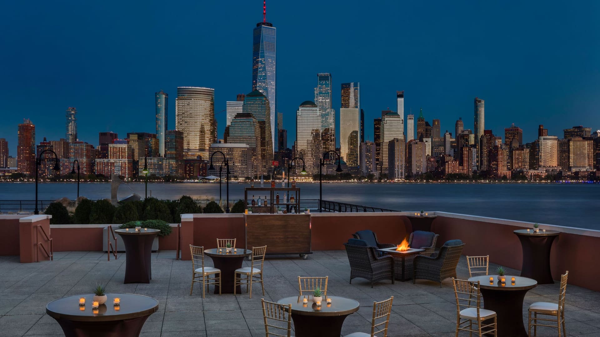 1 of 2 Hyatt Regency Jersey City on the Hudson Firepit