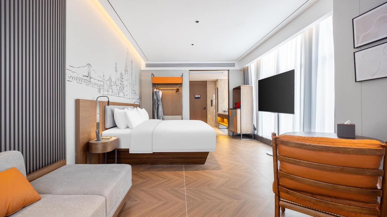 Executive King Bed