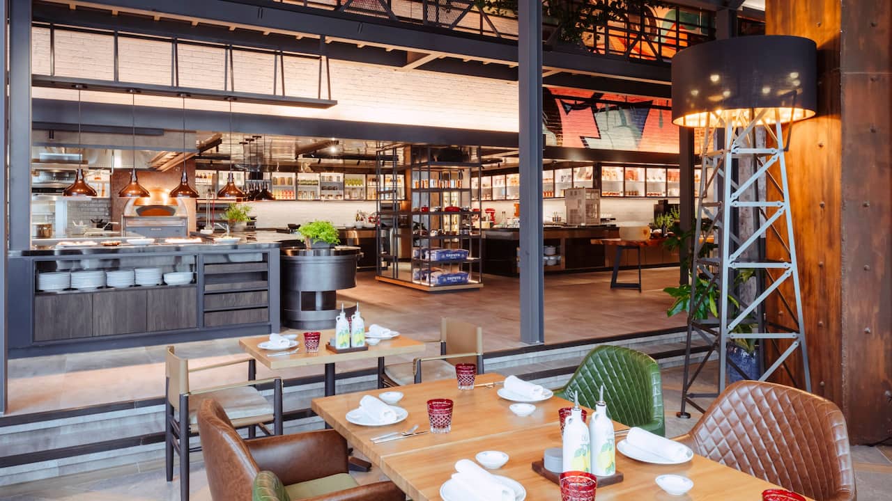 Restaurants & Bar | Hyatt Centric City Centre Kuala Lumpur