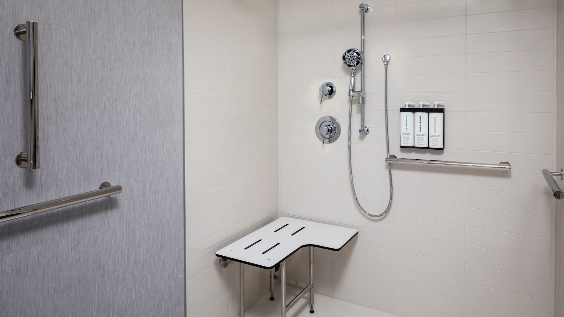 4/4 Hyatt Place Cape Canaveral Bathroom Accessible Shower