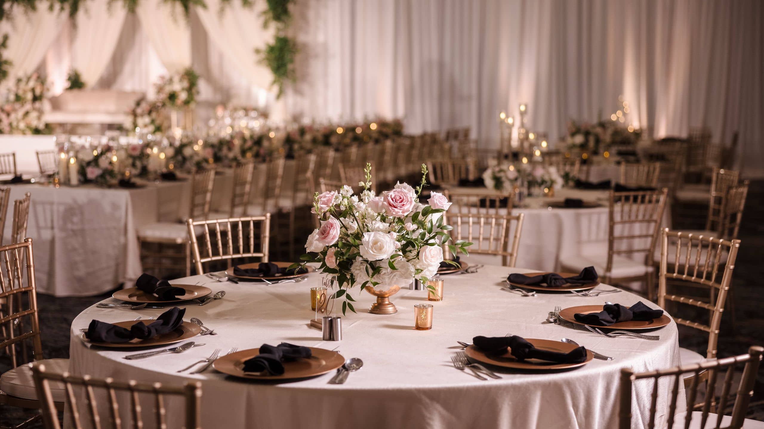 Hyatt Regency Irvine Regency Ballroom Wedding Reception Tables