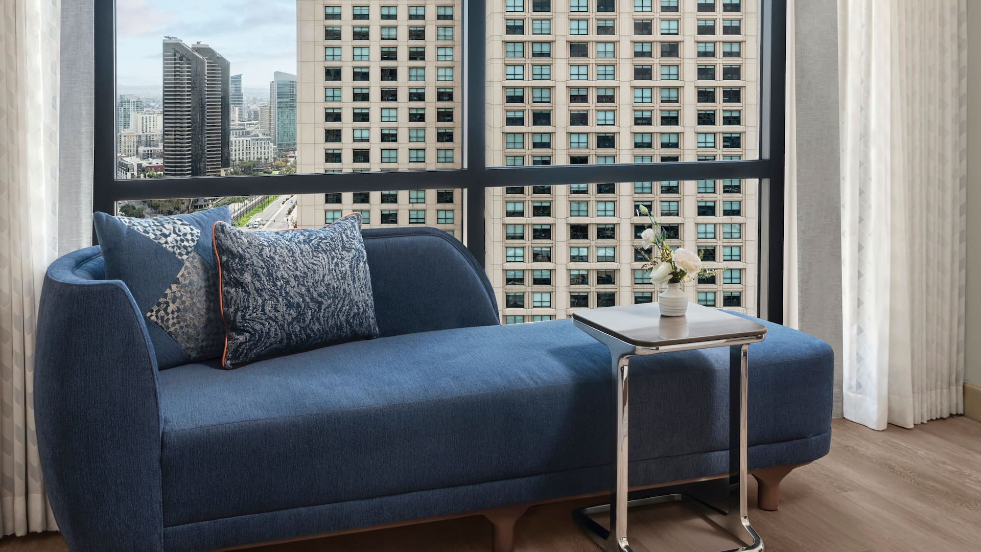 3 of 5 Manchester Grand Hyatt San Diego Guestroom Lounge