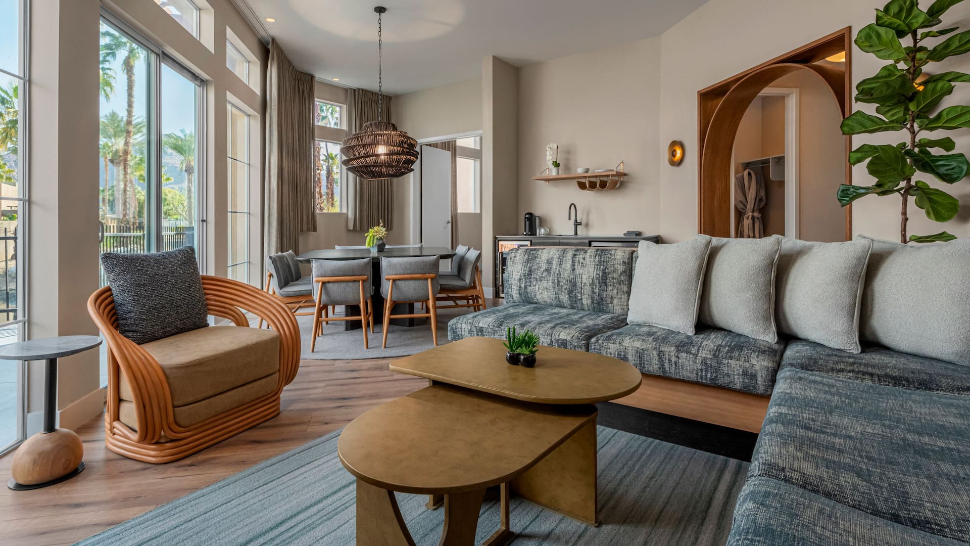 2/4 Grand Hyatt Indian Wells Resort & Villas Presidential Living Room