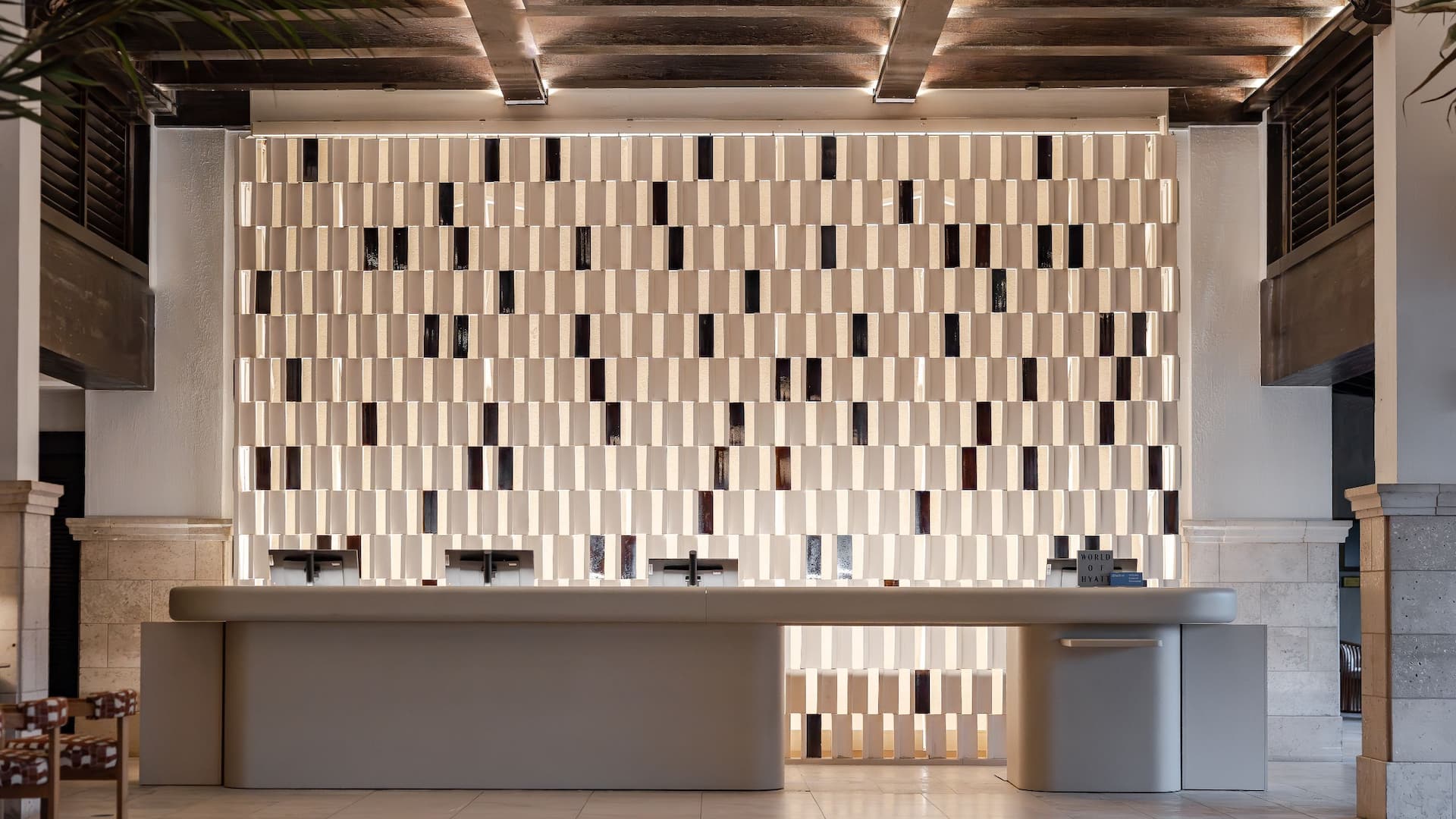 Hyatt Regency Aruba Resort Spa and Casino Lobby Front Desk Backdrop