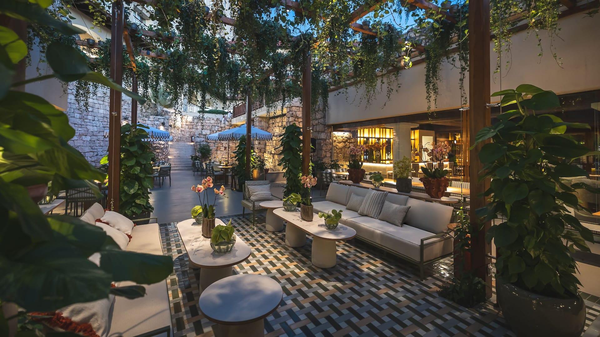 Hyatt Regency Aruba Resort Spa and Casino Piccolo Courtyard Lounge