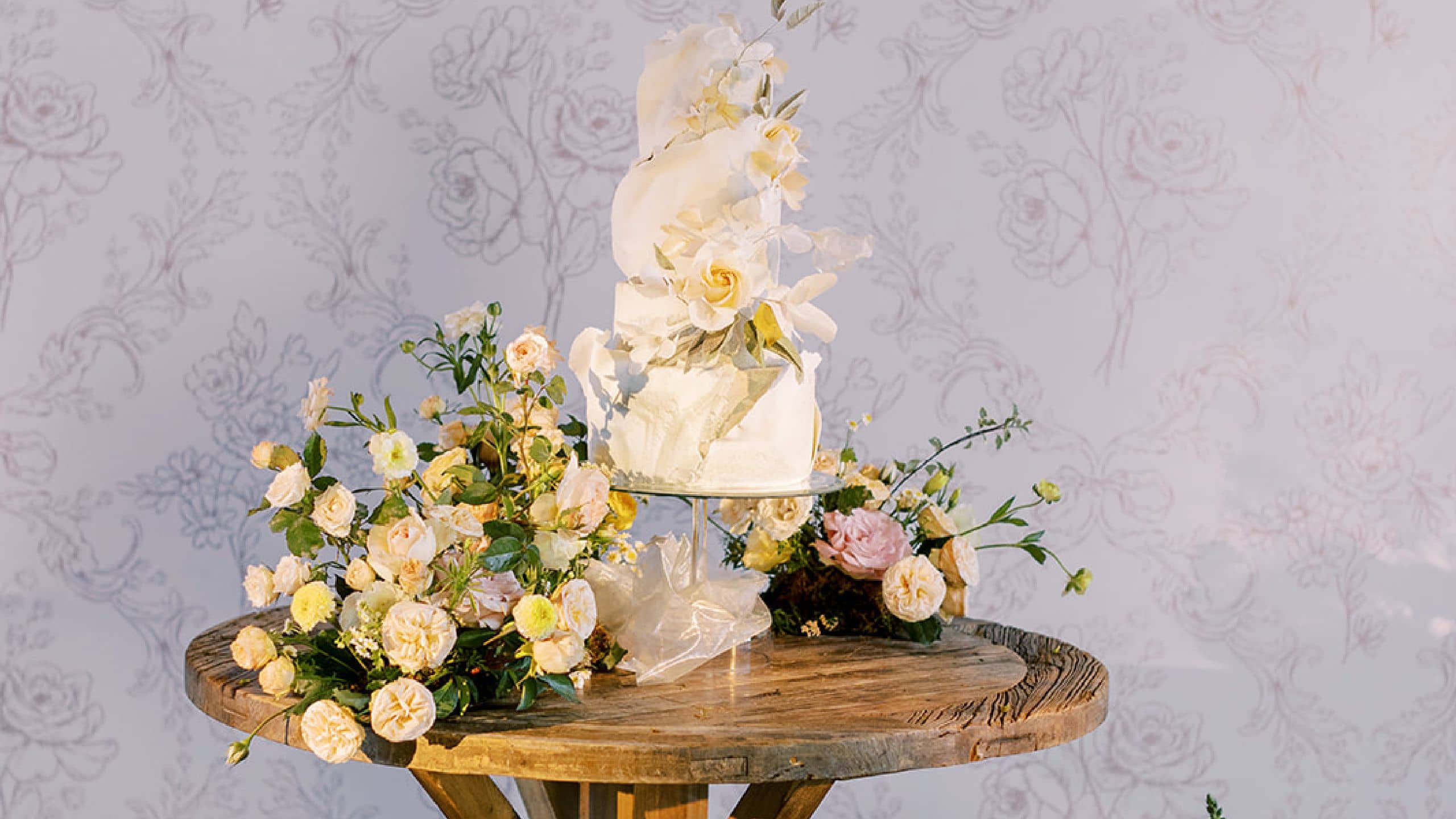 Alila Napa Valley Wedding Cake Full Vertical View