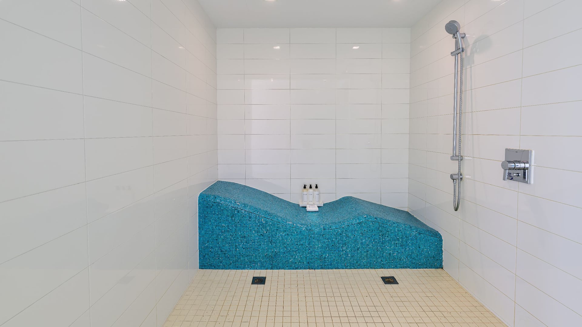 5/5 Grand Hyatt Baha Mar Family Suite Shower