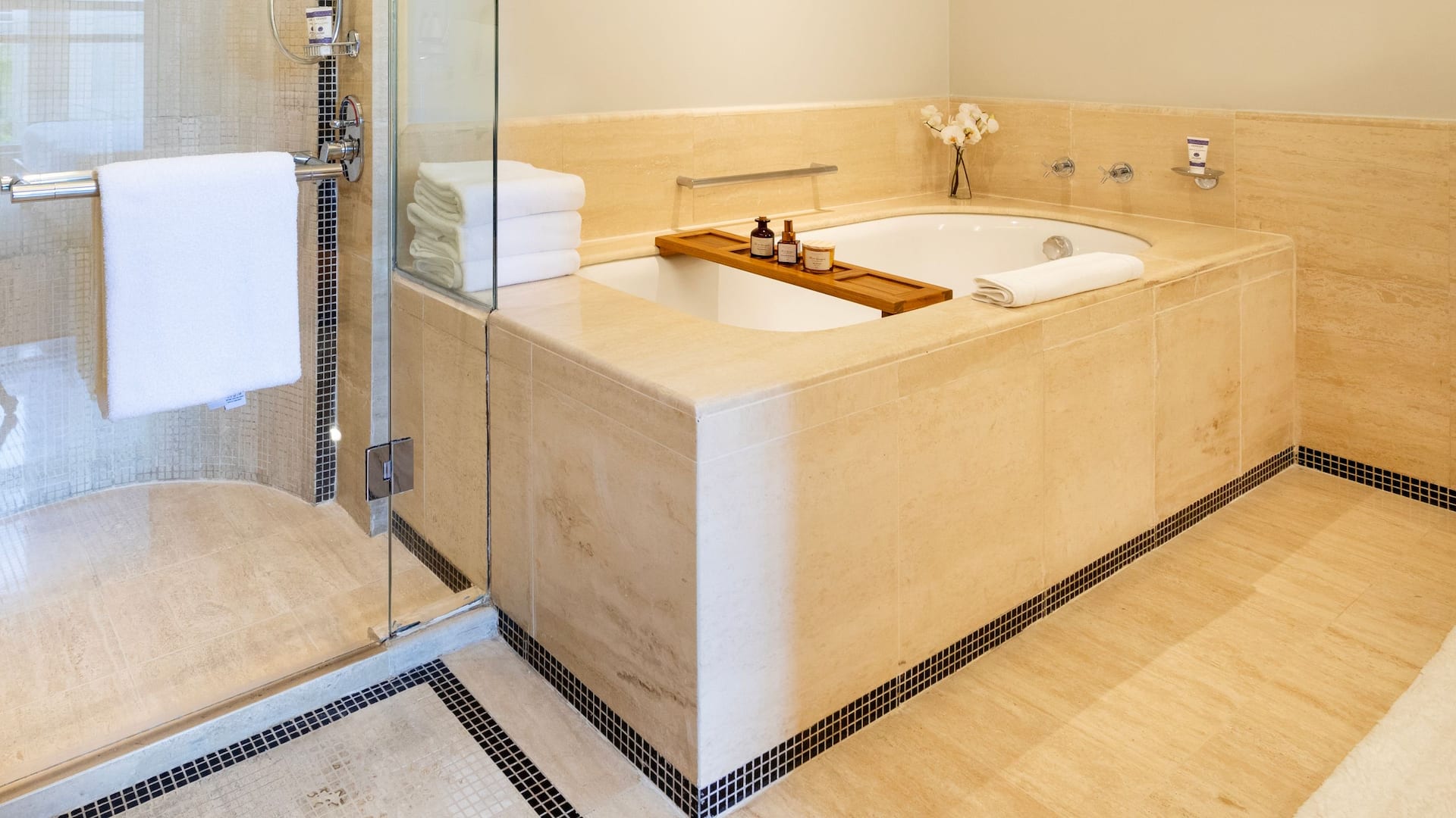 第 4，共 9 Grand Hyatt São Paulo Residencial Bathroom