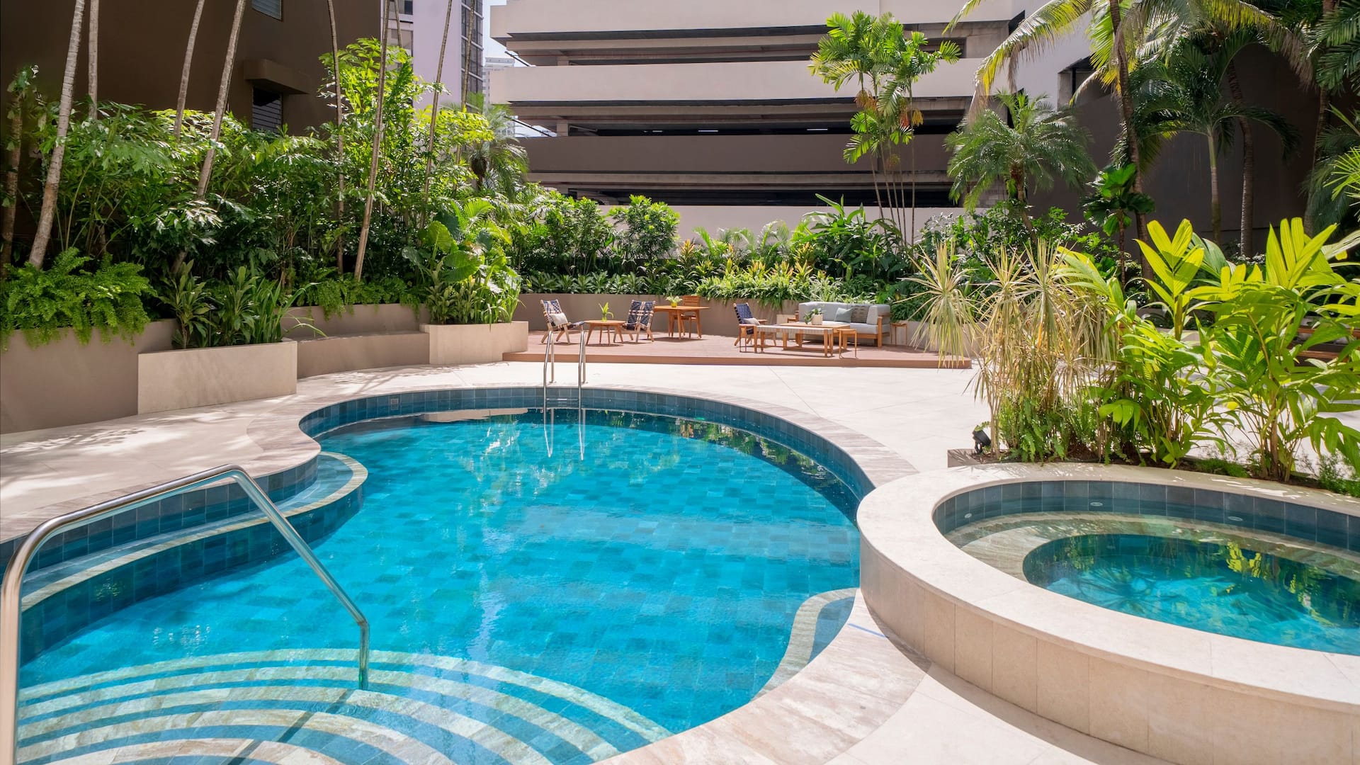 Hyatt Regency Panama City Pools