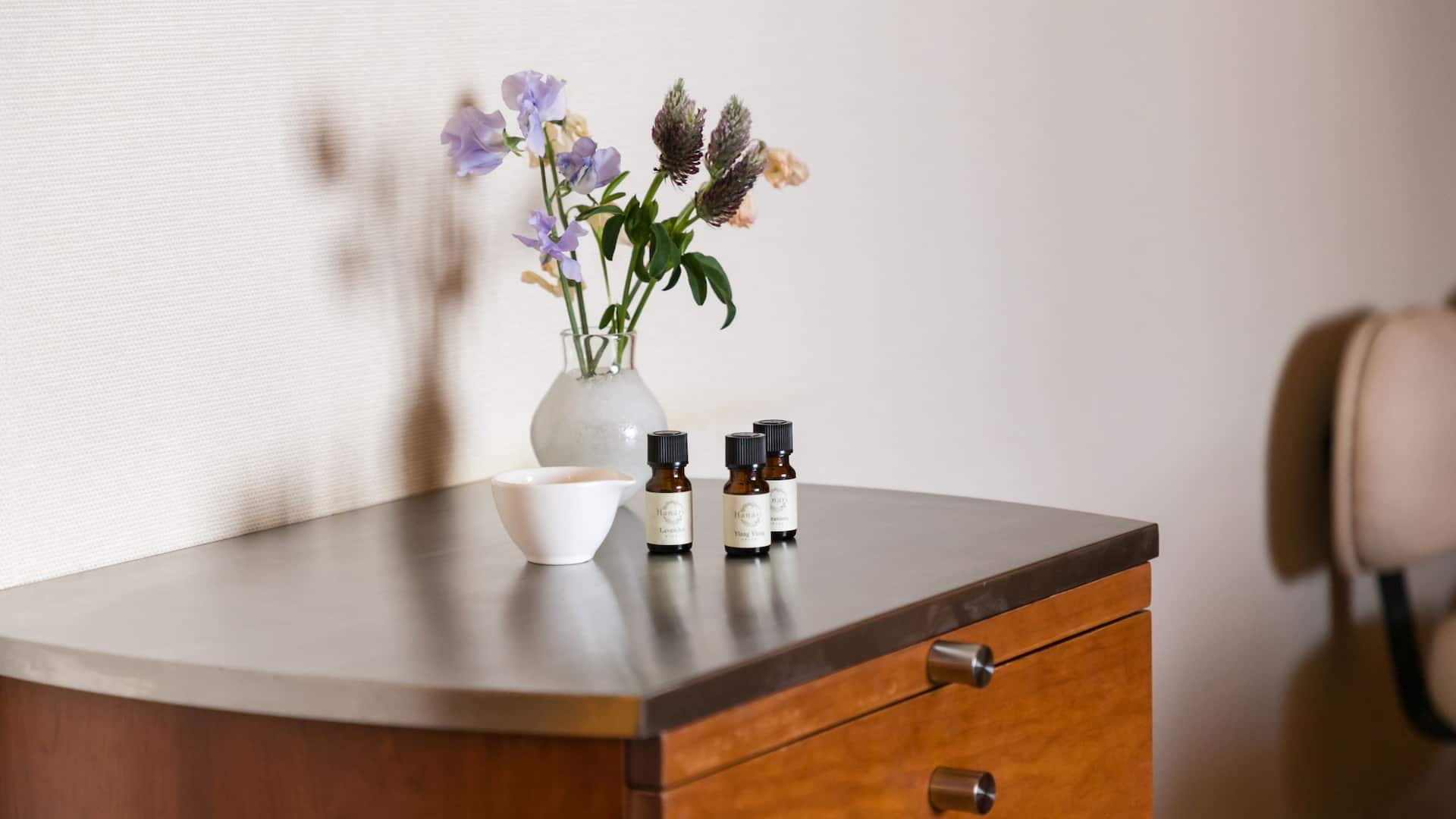 Hyatt Regency Seragaki Island, Okinawa Spa Hanari Oil
