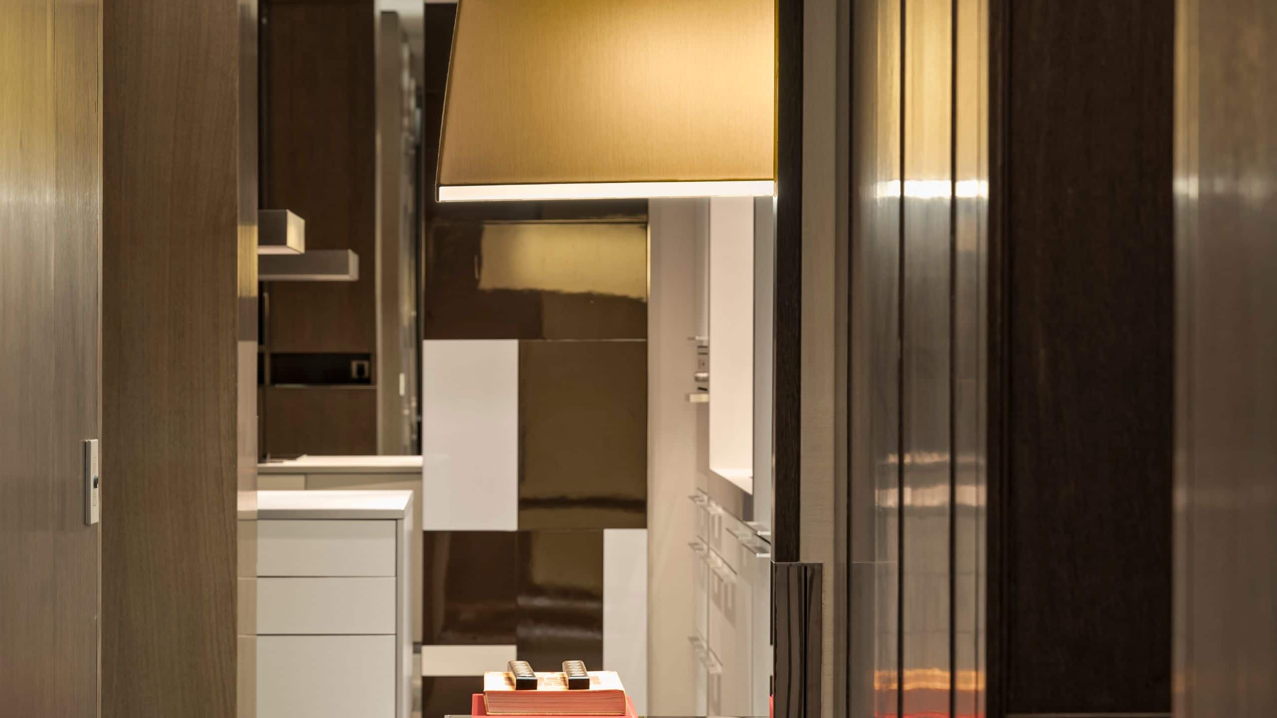 第 5，共 8 Park Hyatt Shanghai Chairman Suite Reading Room