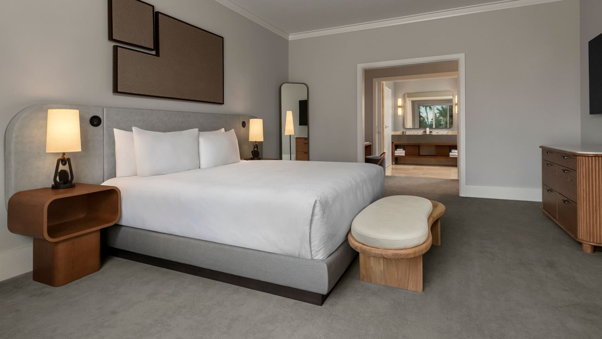 2/5 Grand Hyatt Indian Wells Resort & Villas Champions Suite